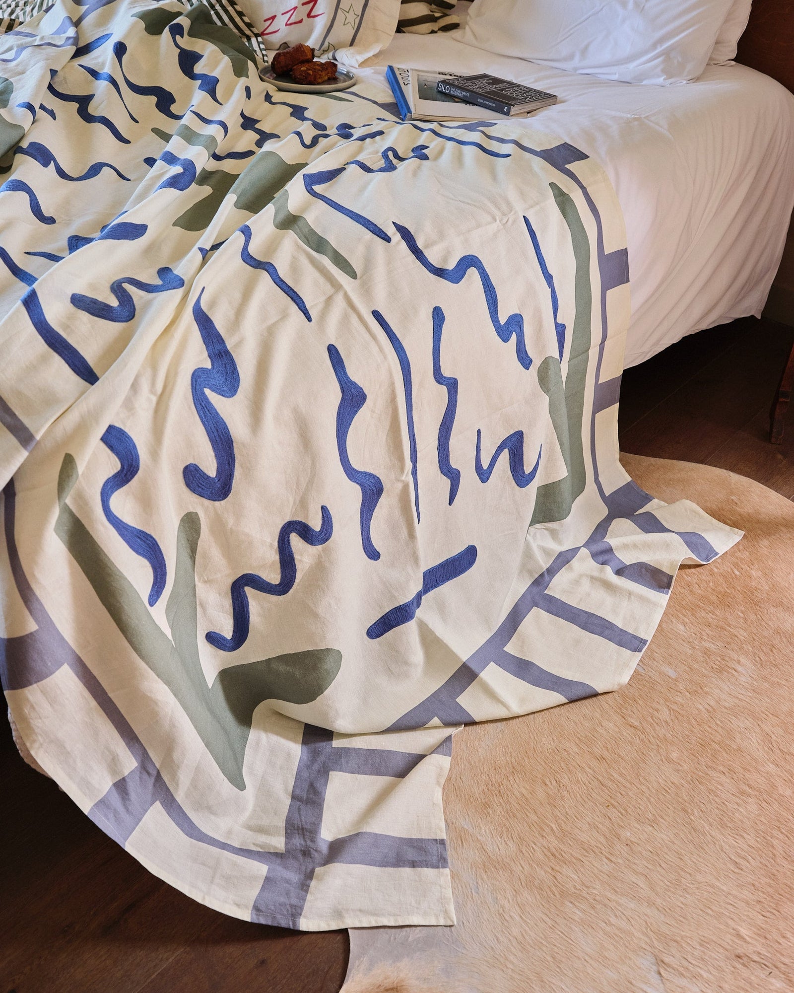 Verde Tile Everyday Linen