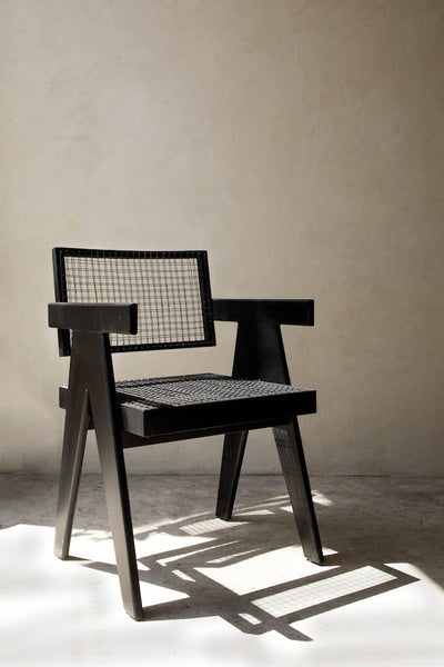 Piltra Chair