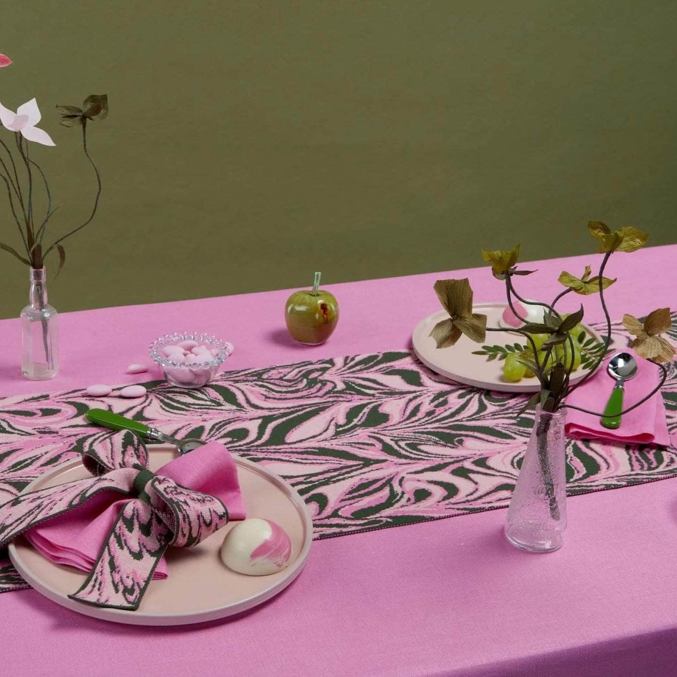 Table Runner Swirl - Pink Bloom