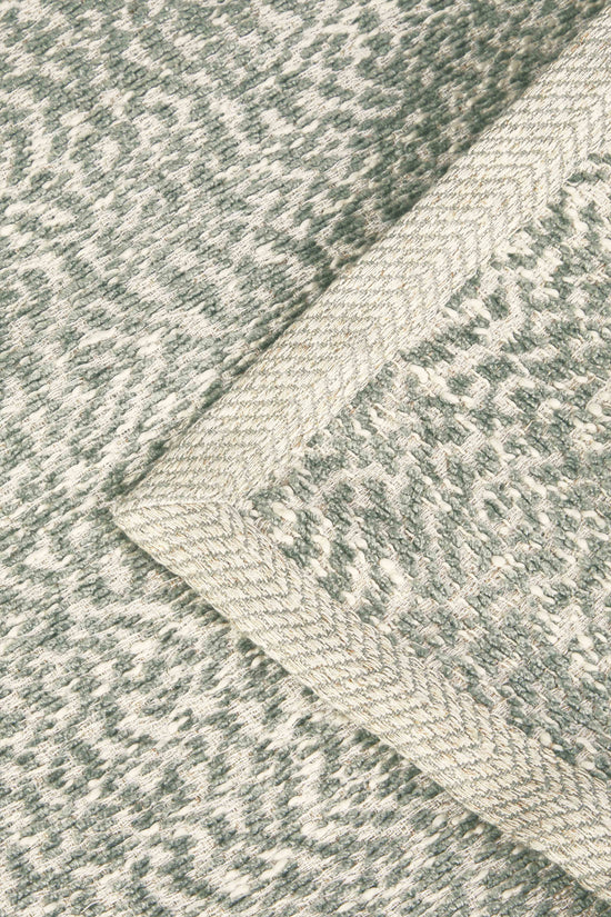 Sawan Jacquard Throw - Leaf Green