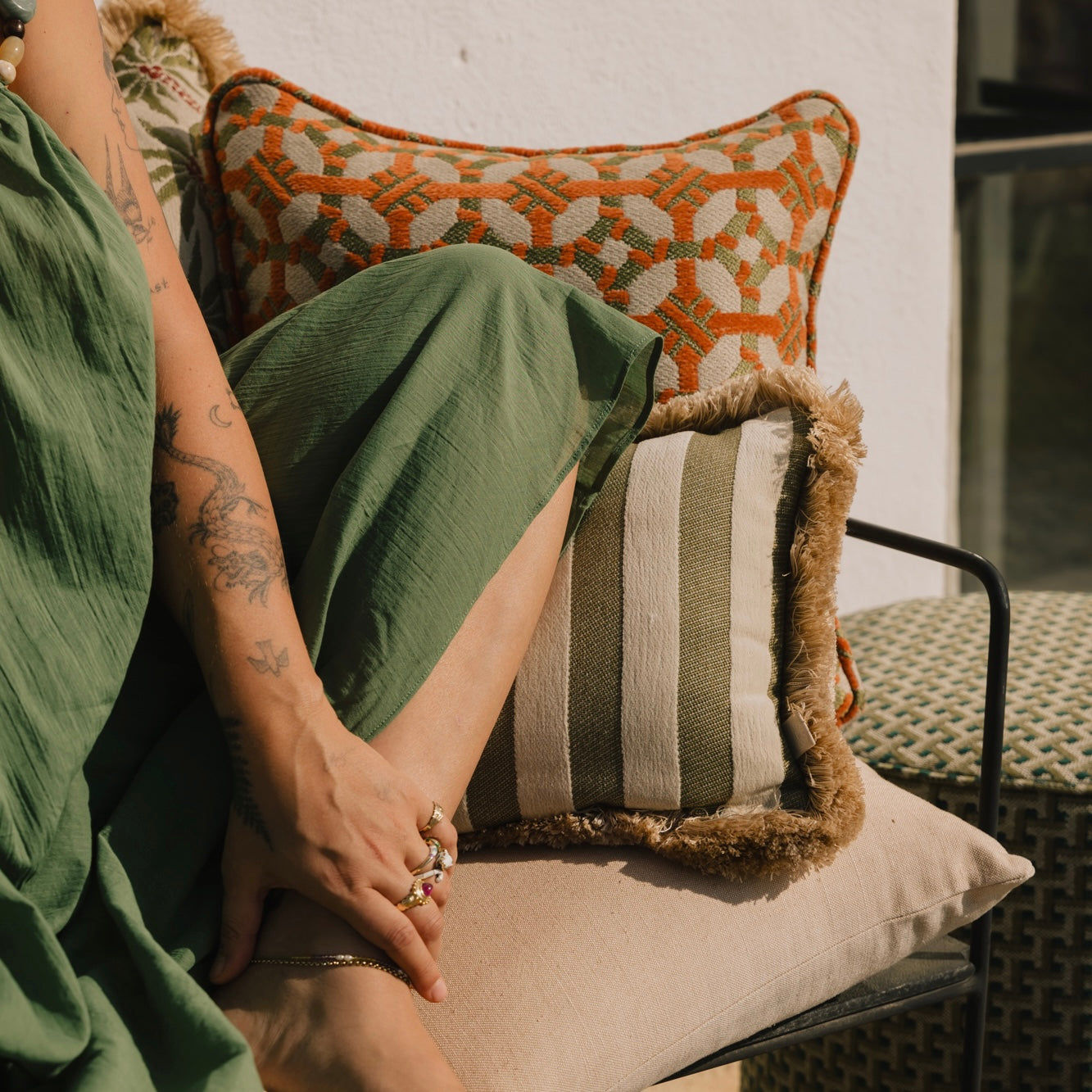 Cushion Jackie Olive & Ecru