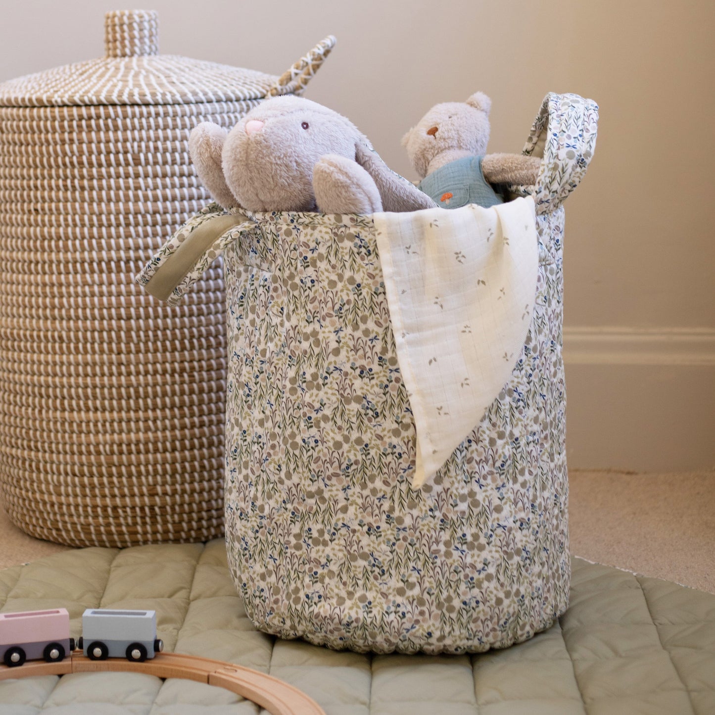 Large Quilted Storage Basket - Riverbank / Willow