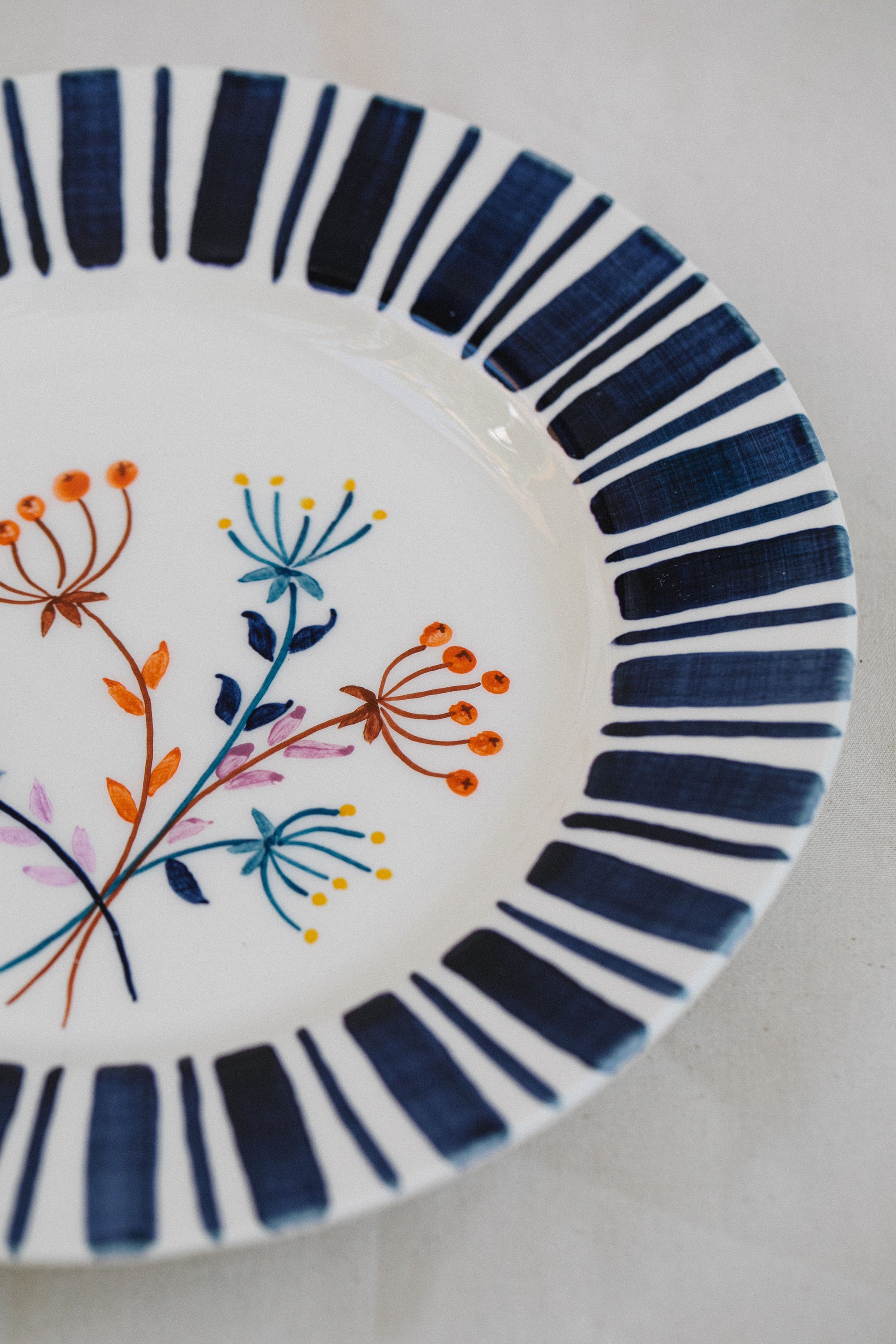 Deep Blue Dessert Plate – The Portuguese Chitas