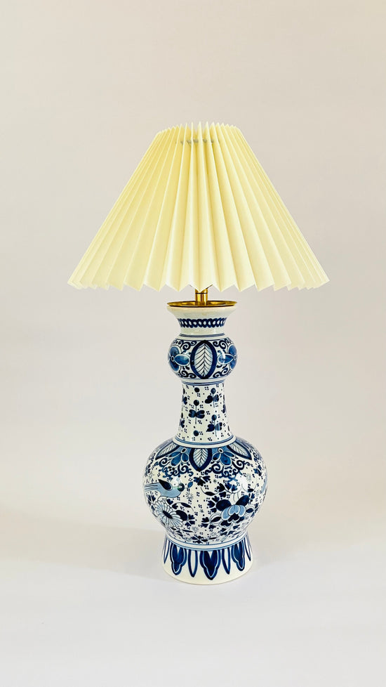 Antique Delft ‘Knobbelvaas’ Lamp