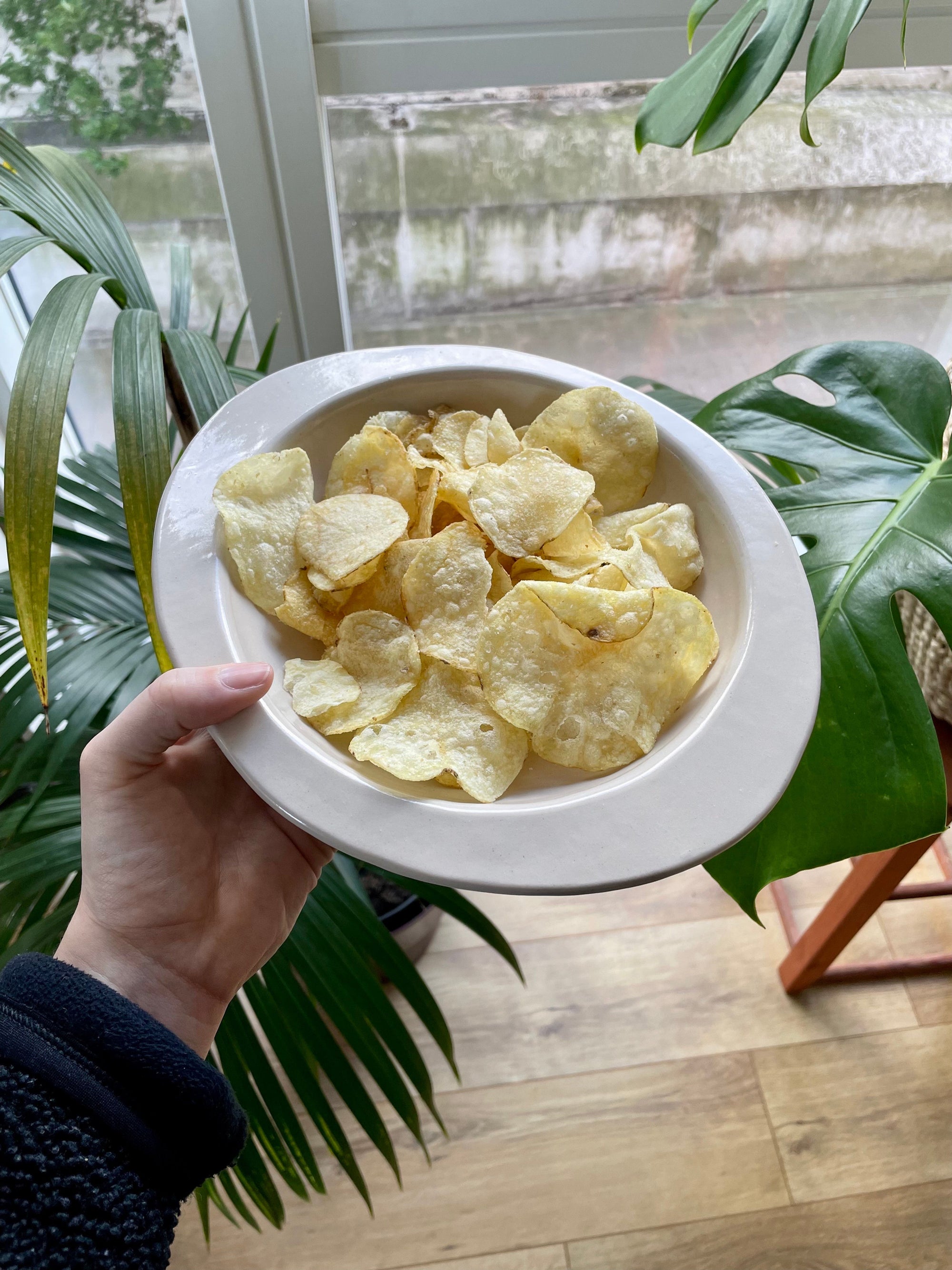 Crisp Bowl