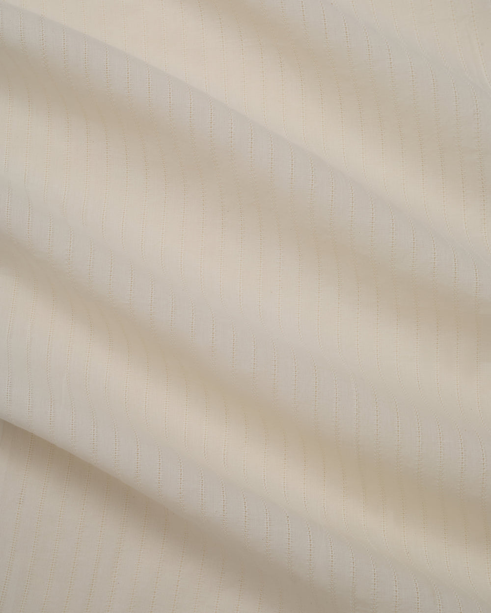 The Embroidered Cotton in Daisy