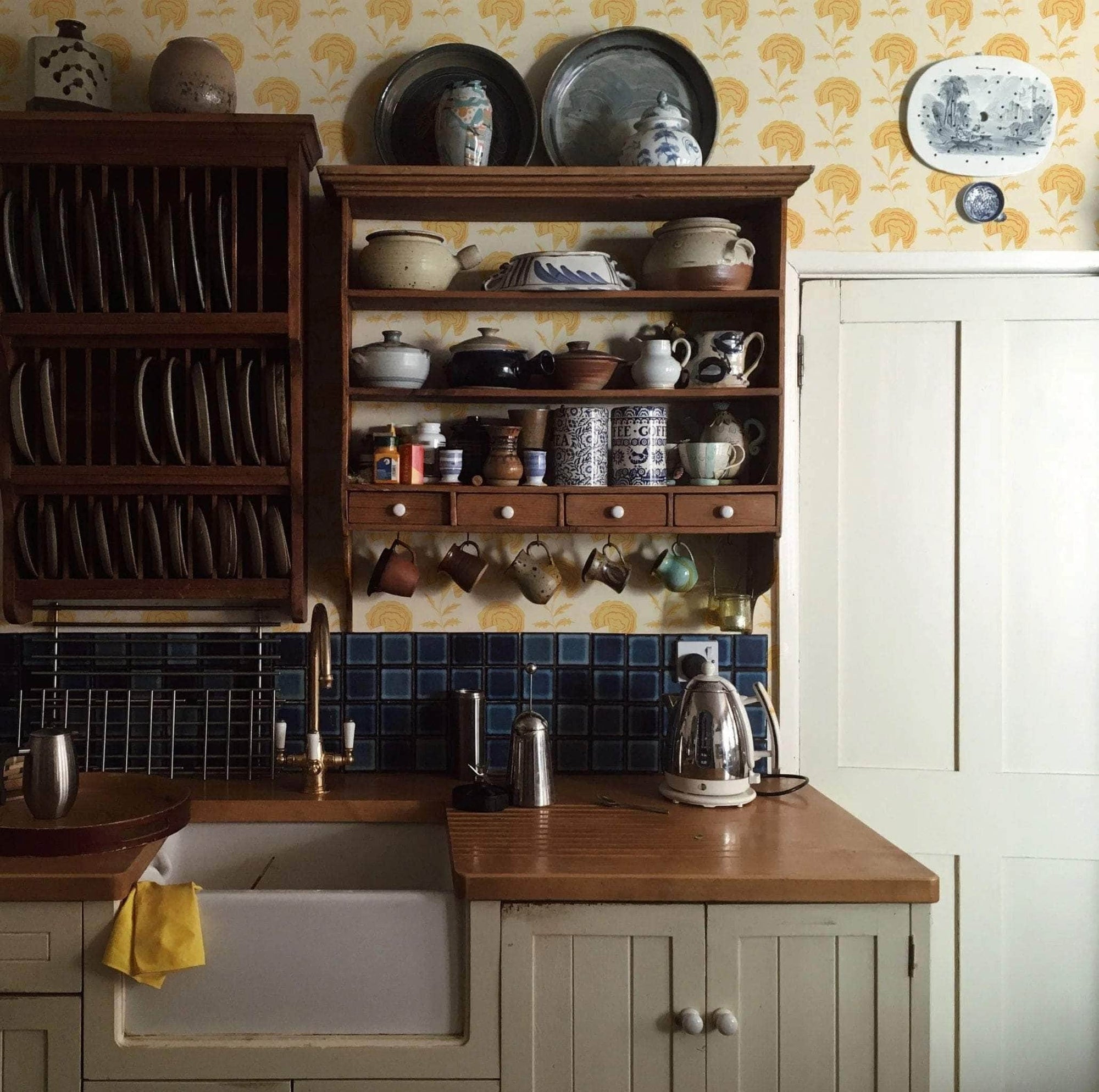 Marigold Wallpaper - Indian Sunrise