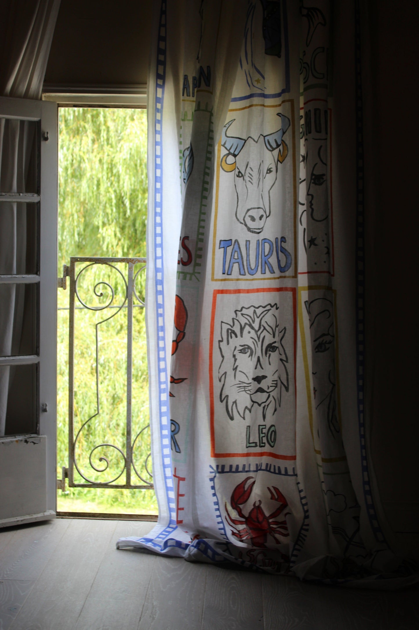 Horoscope Everyday Linen