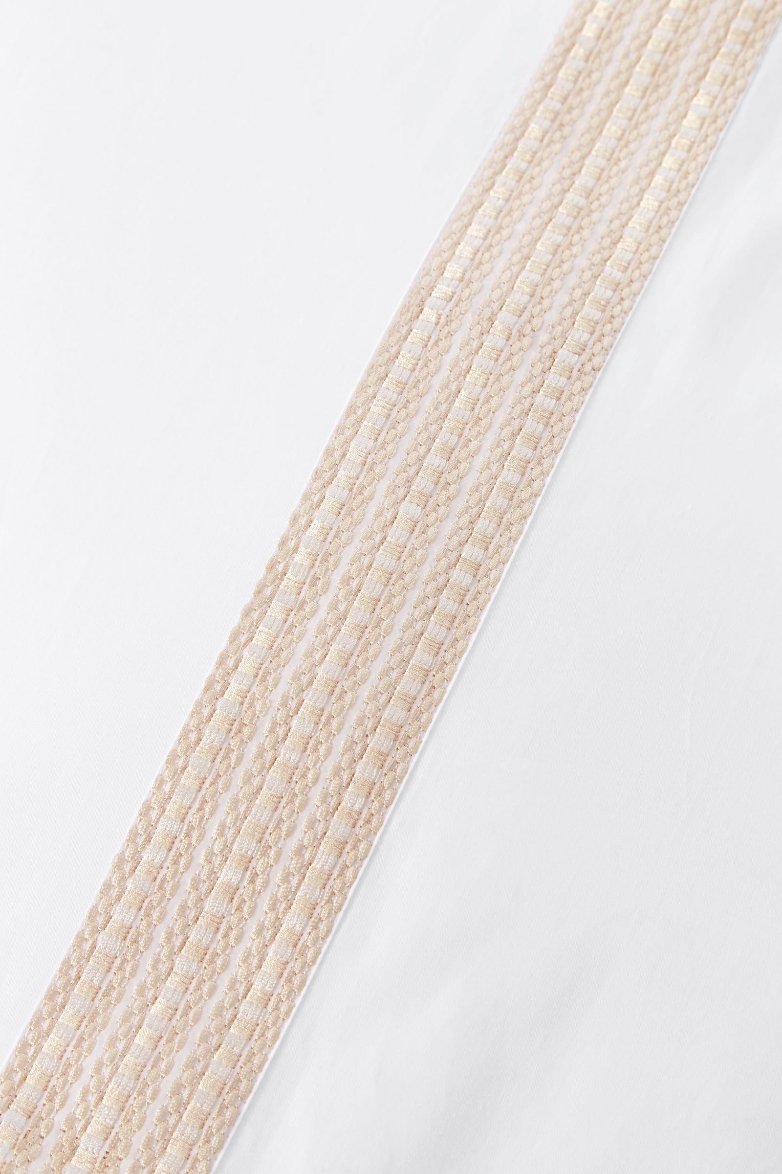 Raha Embroidered Duvet Cover - Classic White & Gold