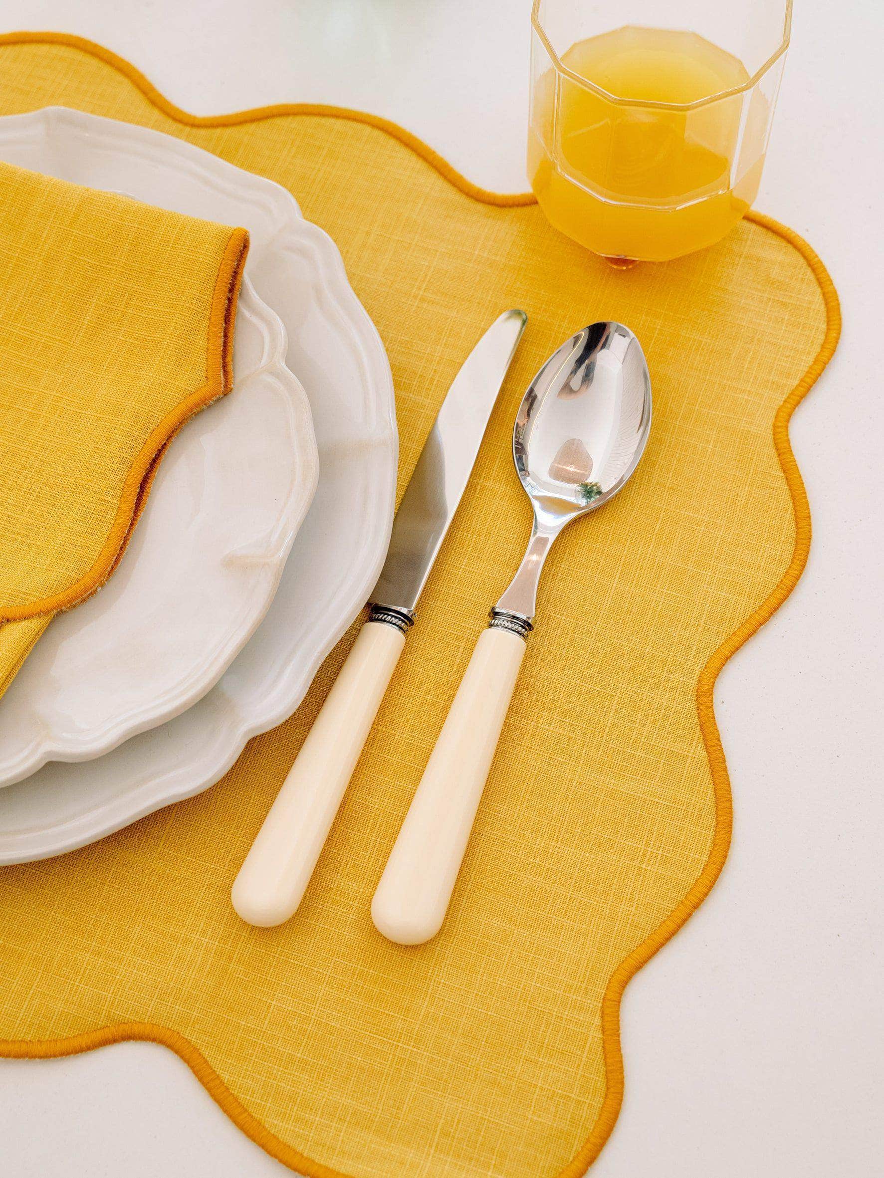 Palma Placemat, Yellow with Yellow – Anti-Stain