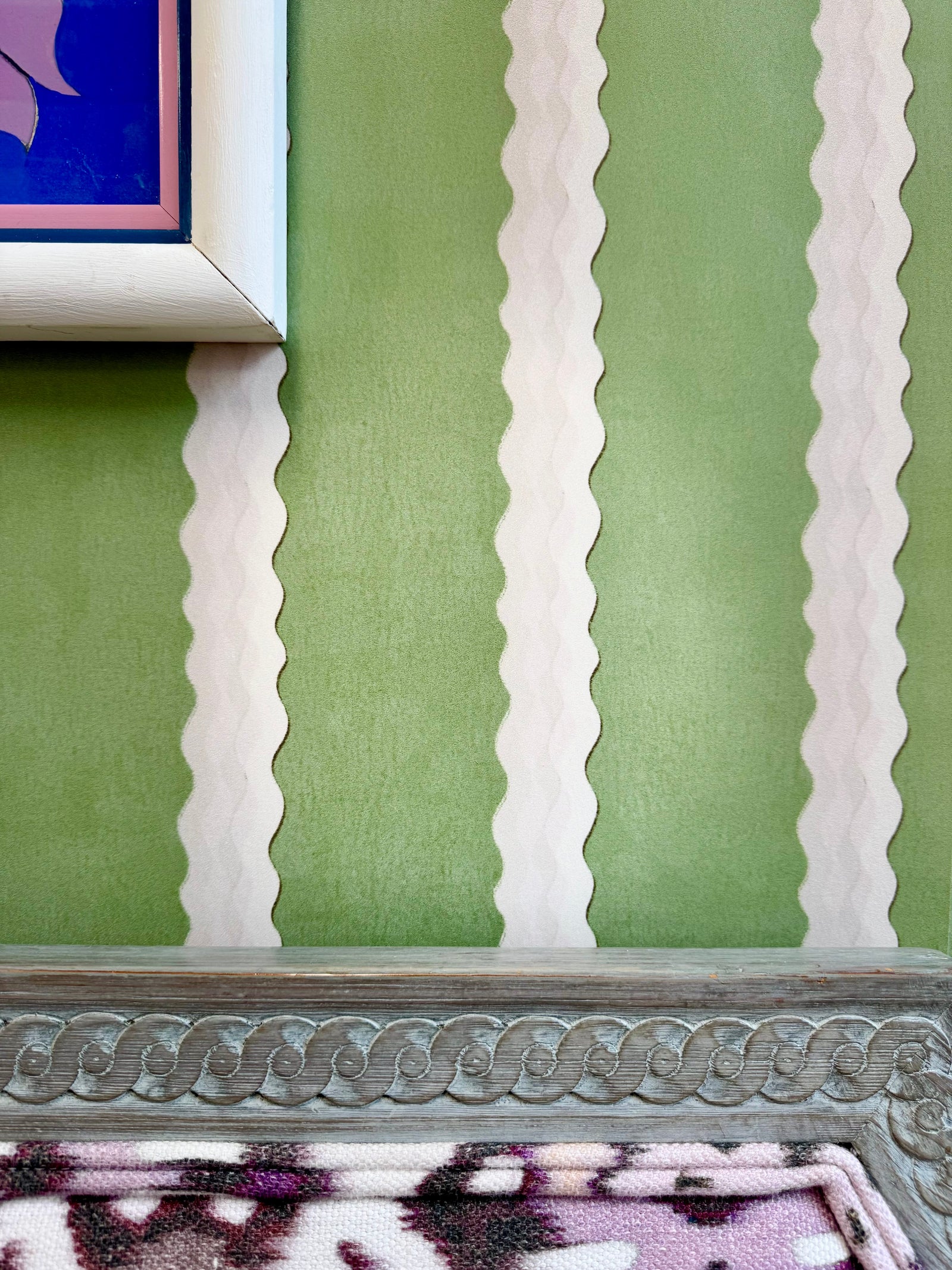 Double Scroll Stripe - Spring Green (Wallpaper)