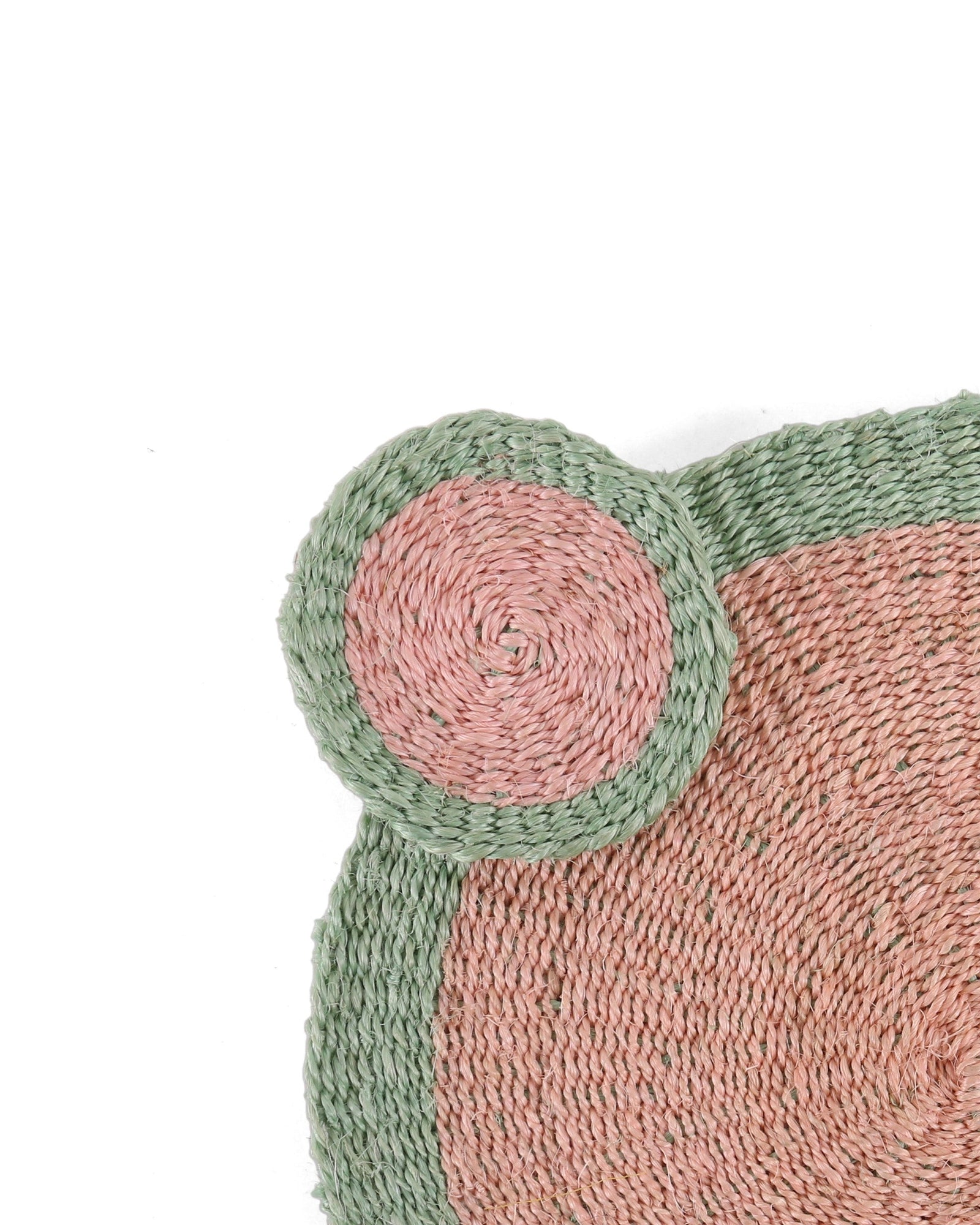ZAMBARAU: Dusty Pink and Sapling Green Woven Sisal Circular Coaster