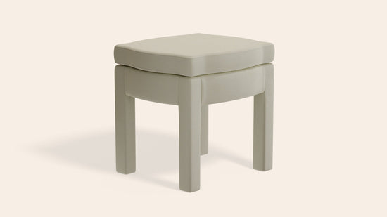 Piero Footstool, Nougat Boucle