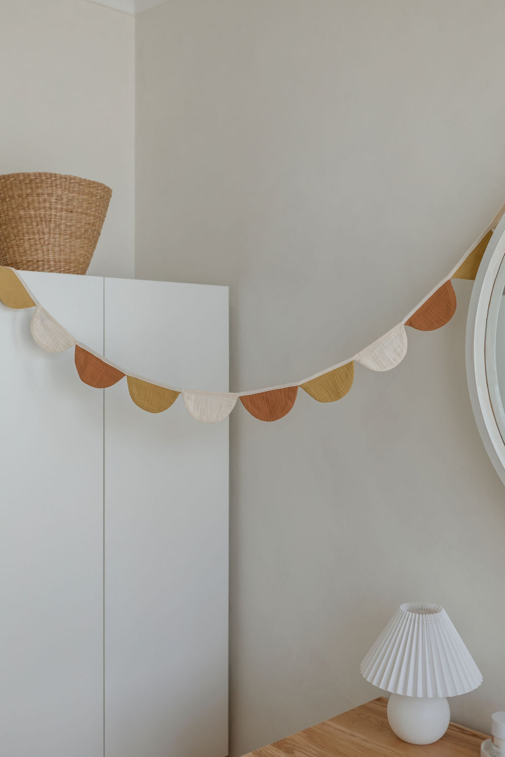 Soft Petal Garland – Soup