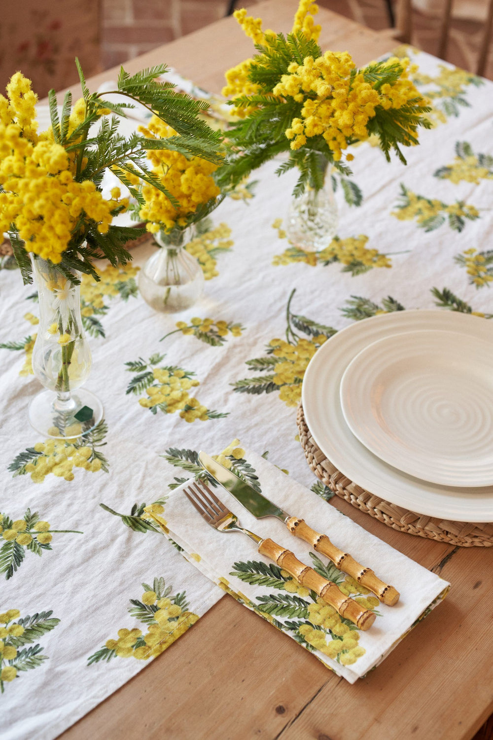 Mimosa Linen Runner