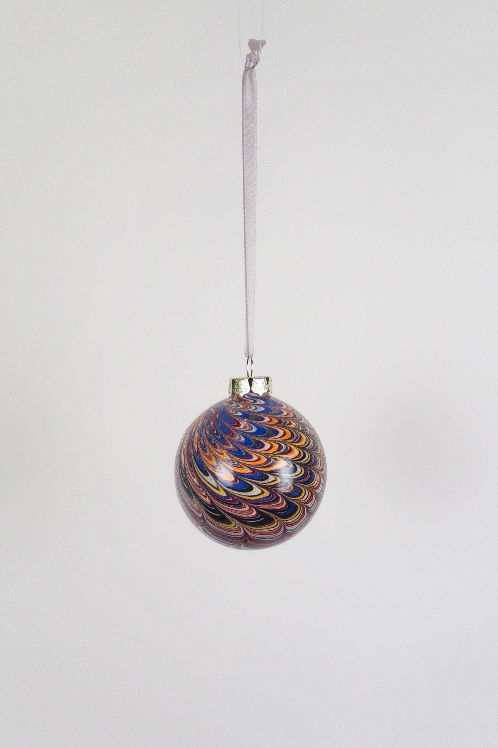 Medium Kilim Marbled Bauble