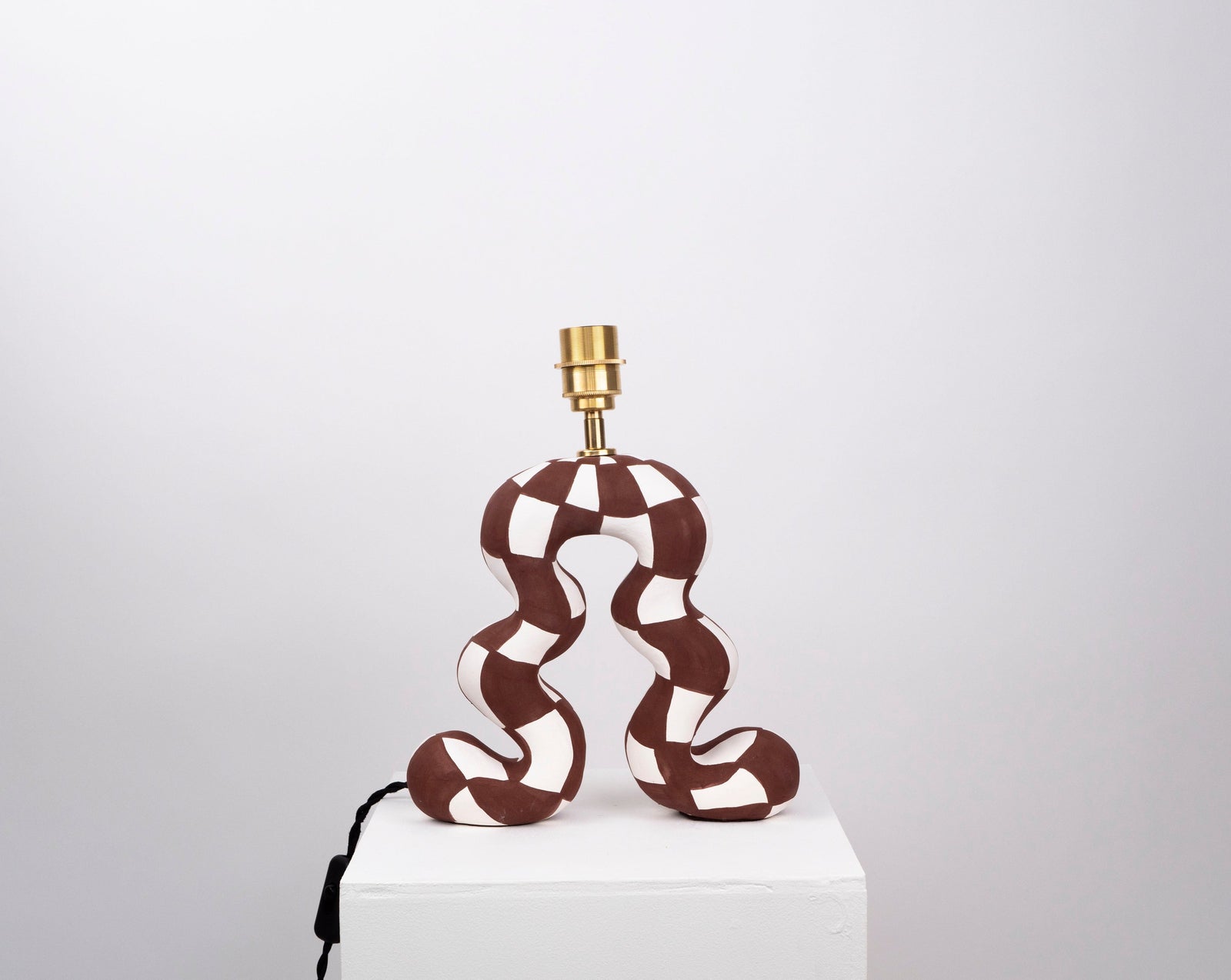 'Wiggle' Table Lamp - Brown & White Checkerboard
