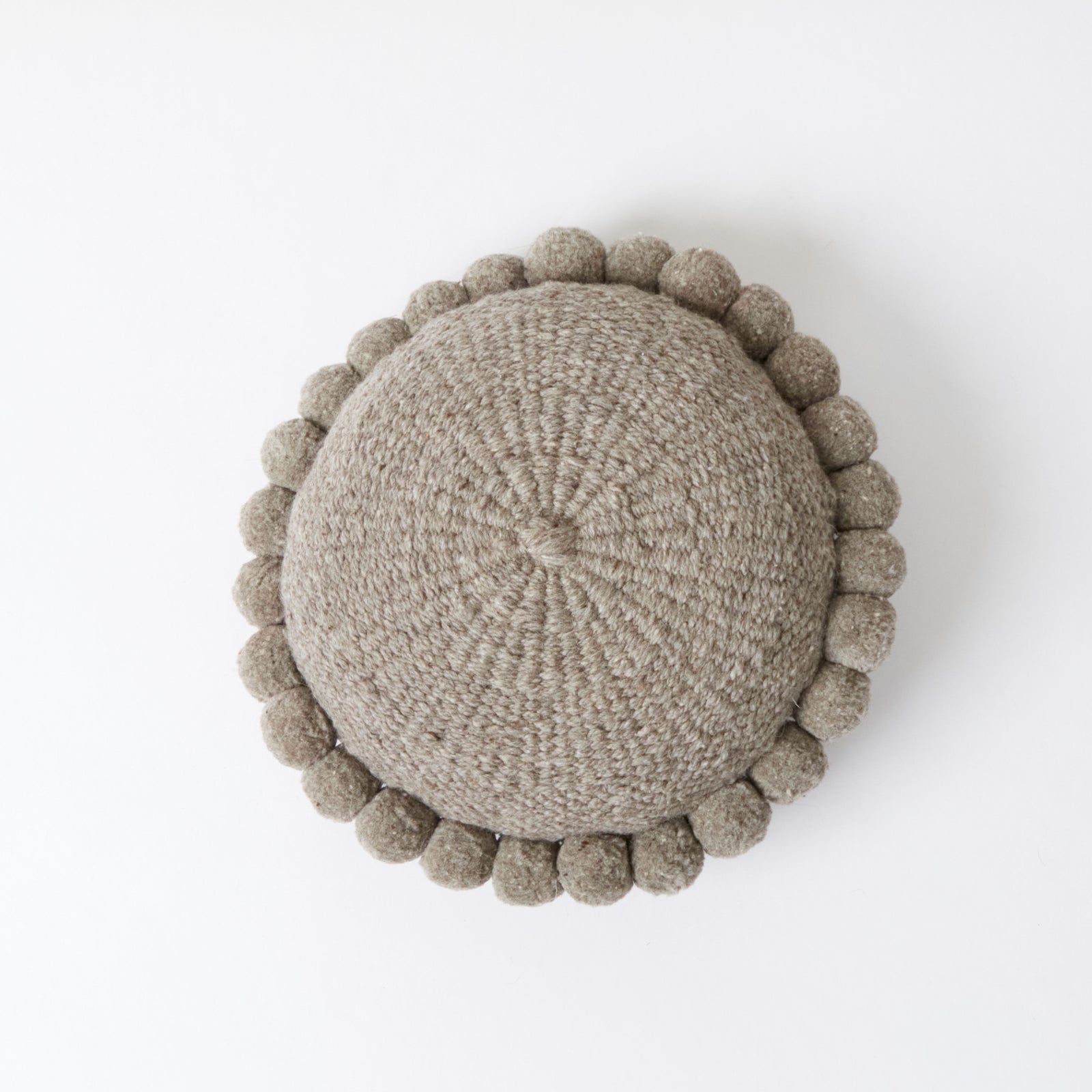 Valle Pom Pom Cushion / Medium