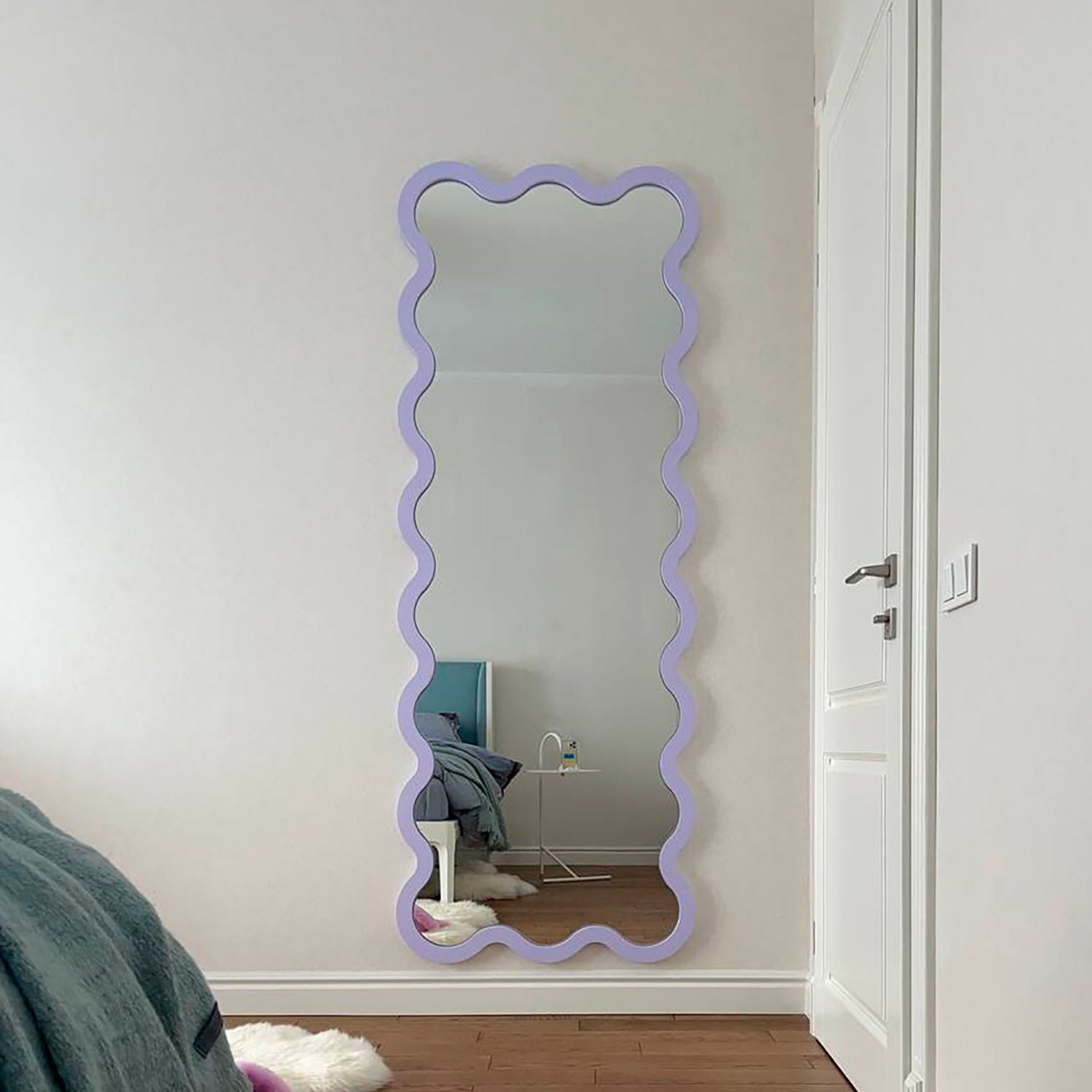 Hvyli 16 - Large Wavy Mirror