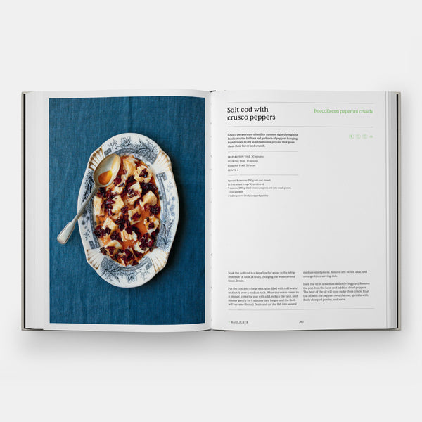 The Regional Italian Cookbook: Recipes from The Silver Spoon