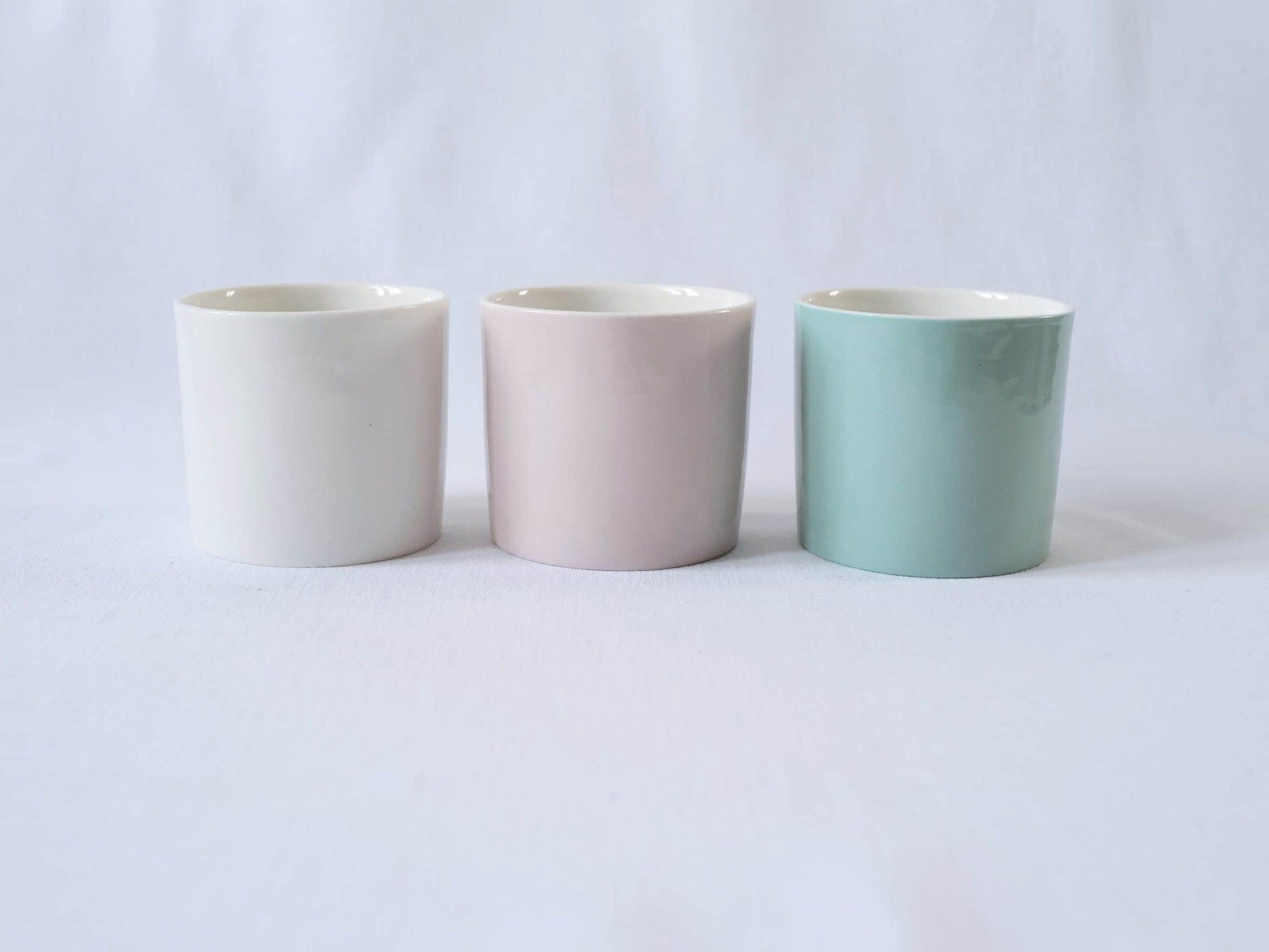 Small Mug in White - no handle