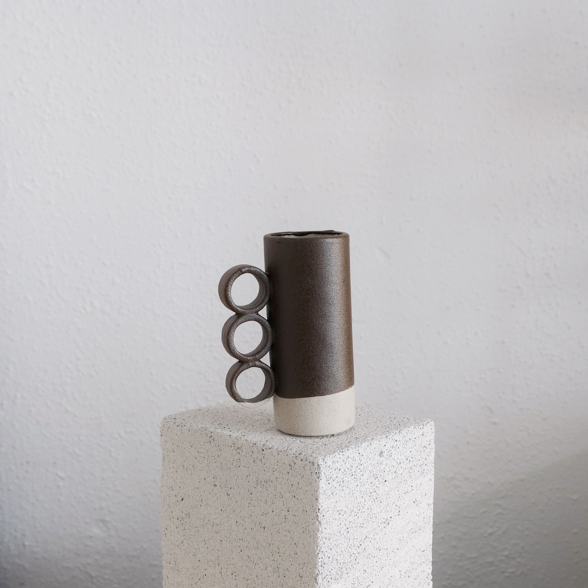 Mini Tori - Stoneware Vase - Magdalena Clay