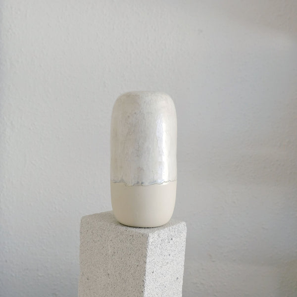 Eliana - Ceramic Vase - Matt and Glossy Ivory