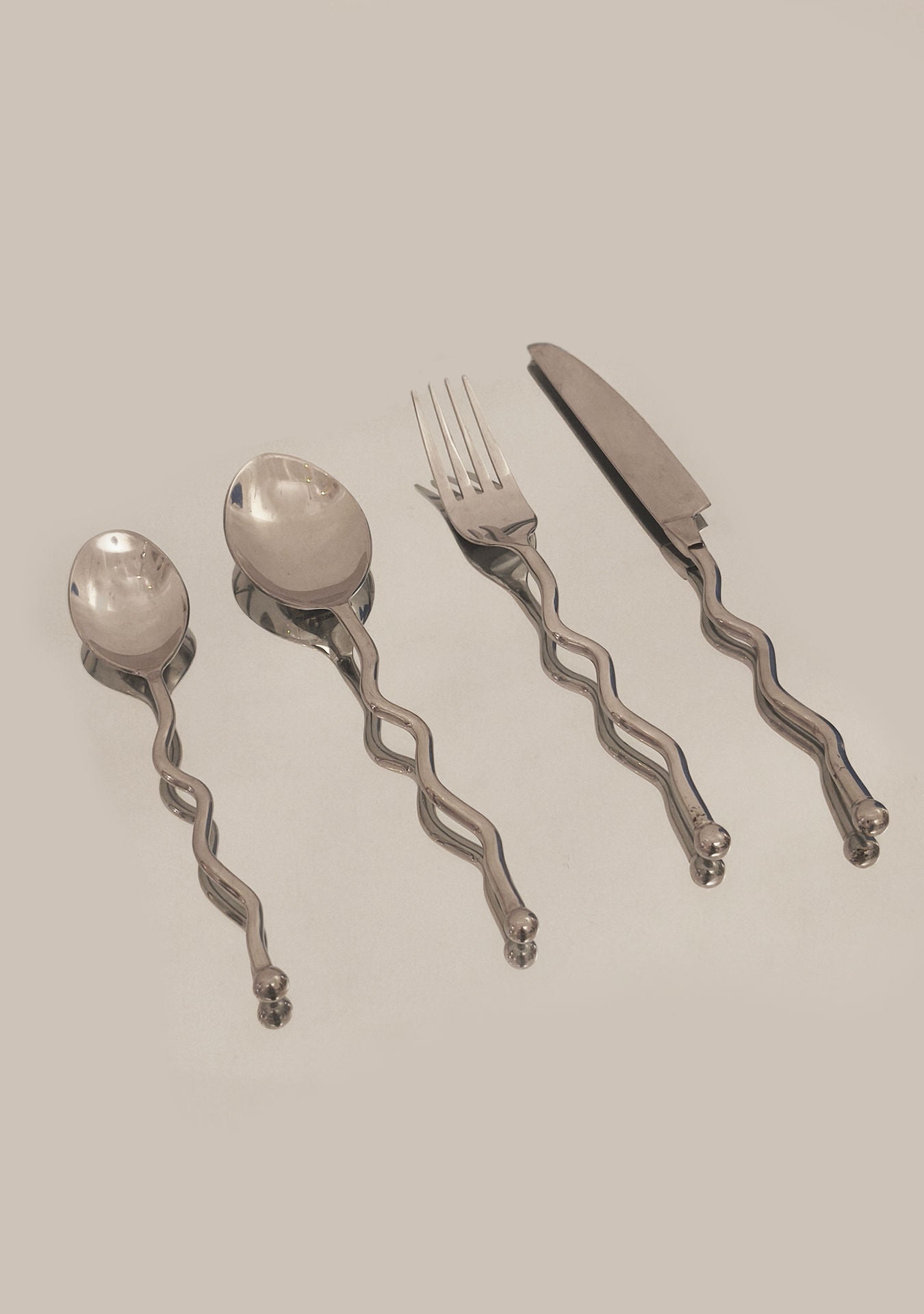 Set of 4 Wavy 80's Cutlery