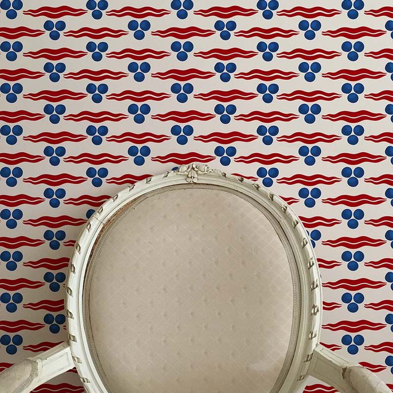 Chintamani Wallpaper - White/Red/Blue