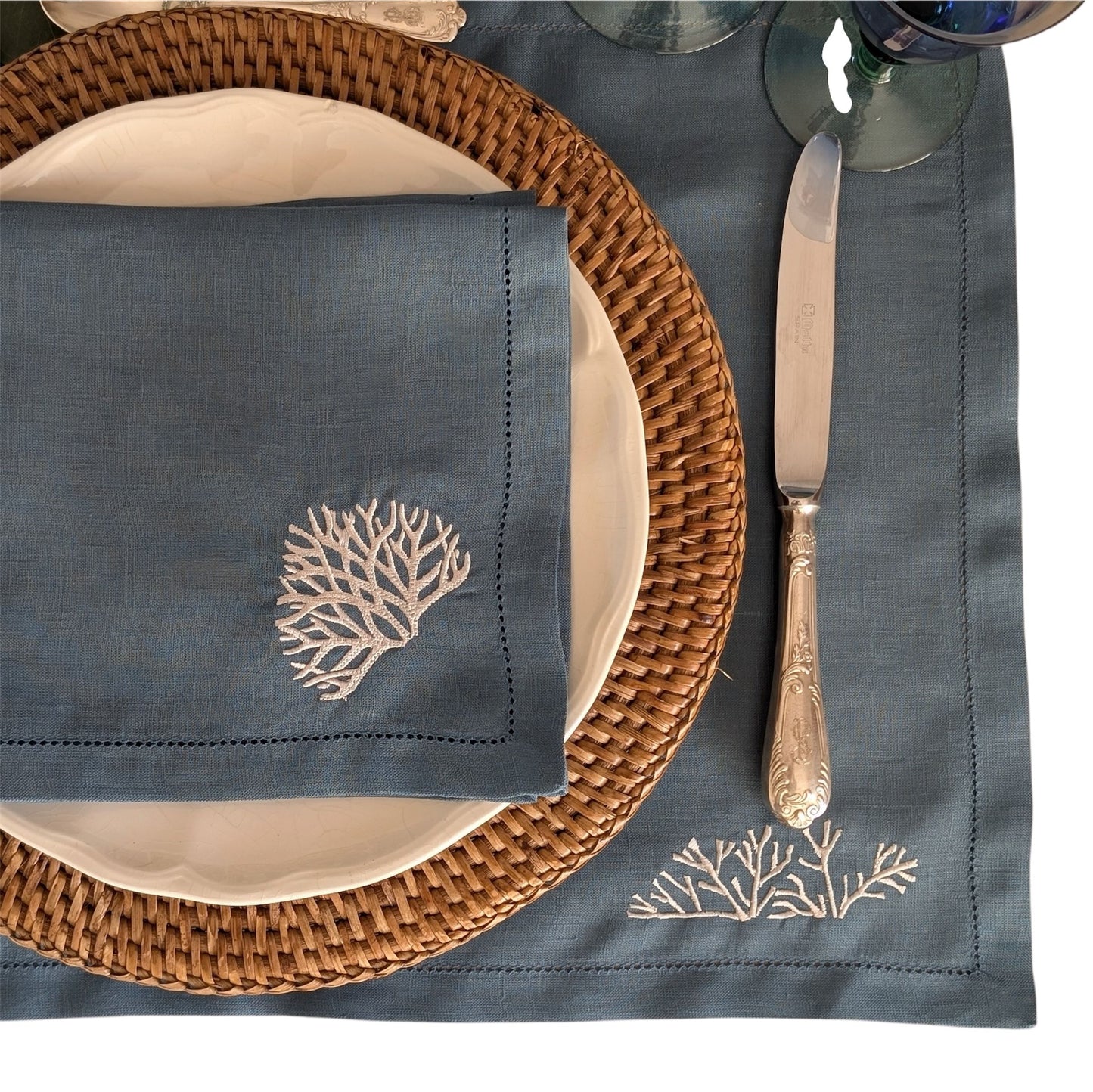 CORAL - Coral Embroidery Placemat and Napkin Set
