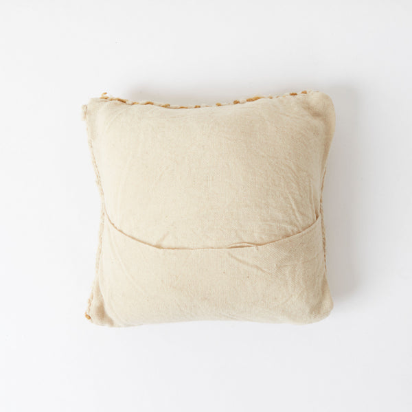 Pelero Cushion