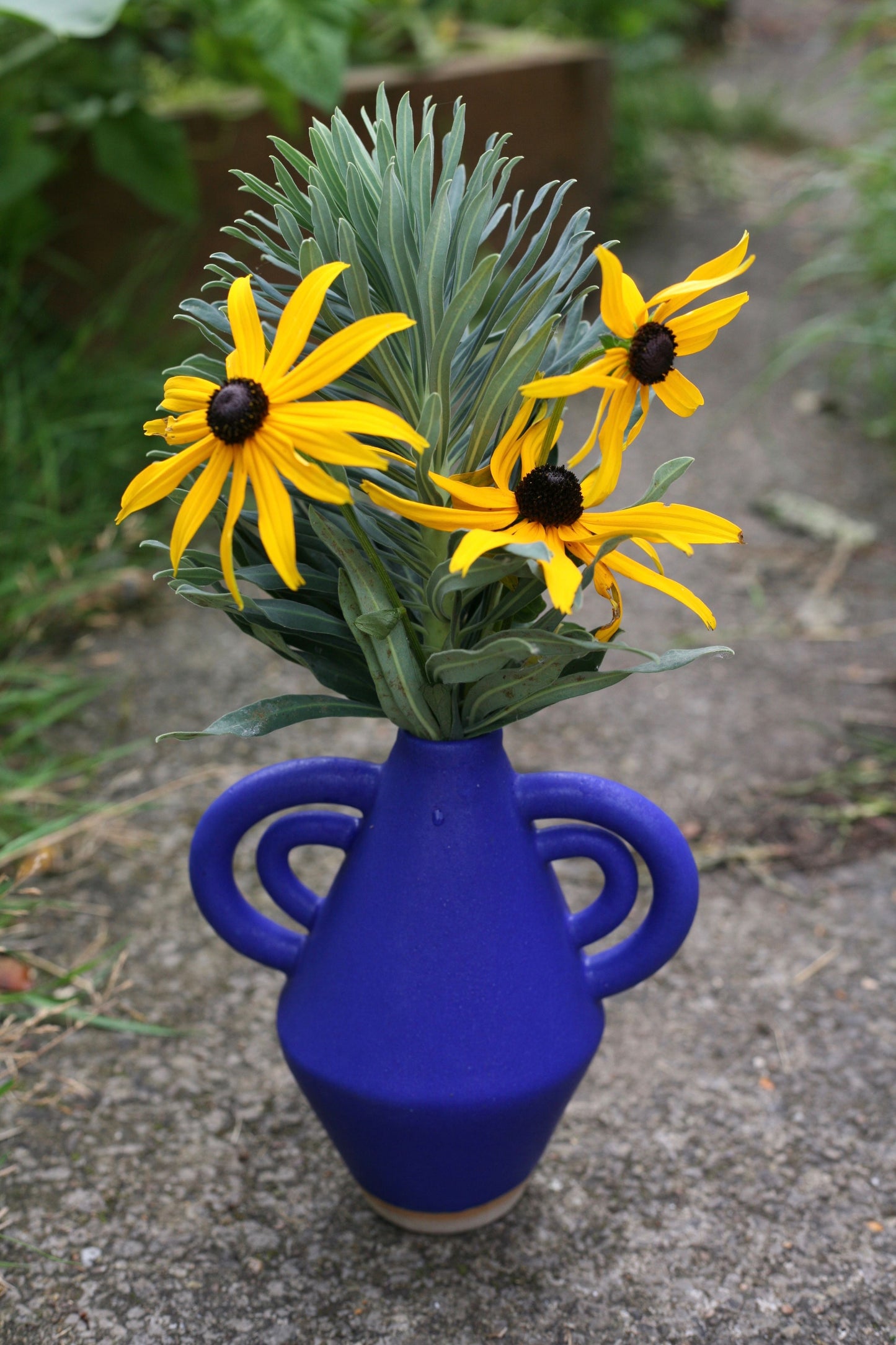 Diamond Vase with Double Handles in Heavy Speckle