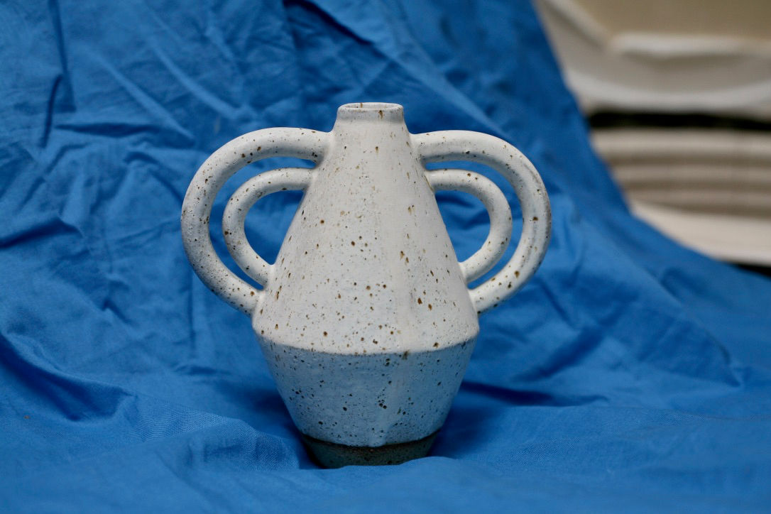Diamond Vase with Double Handles in Heavy Speckle