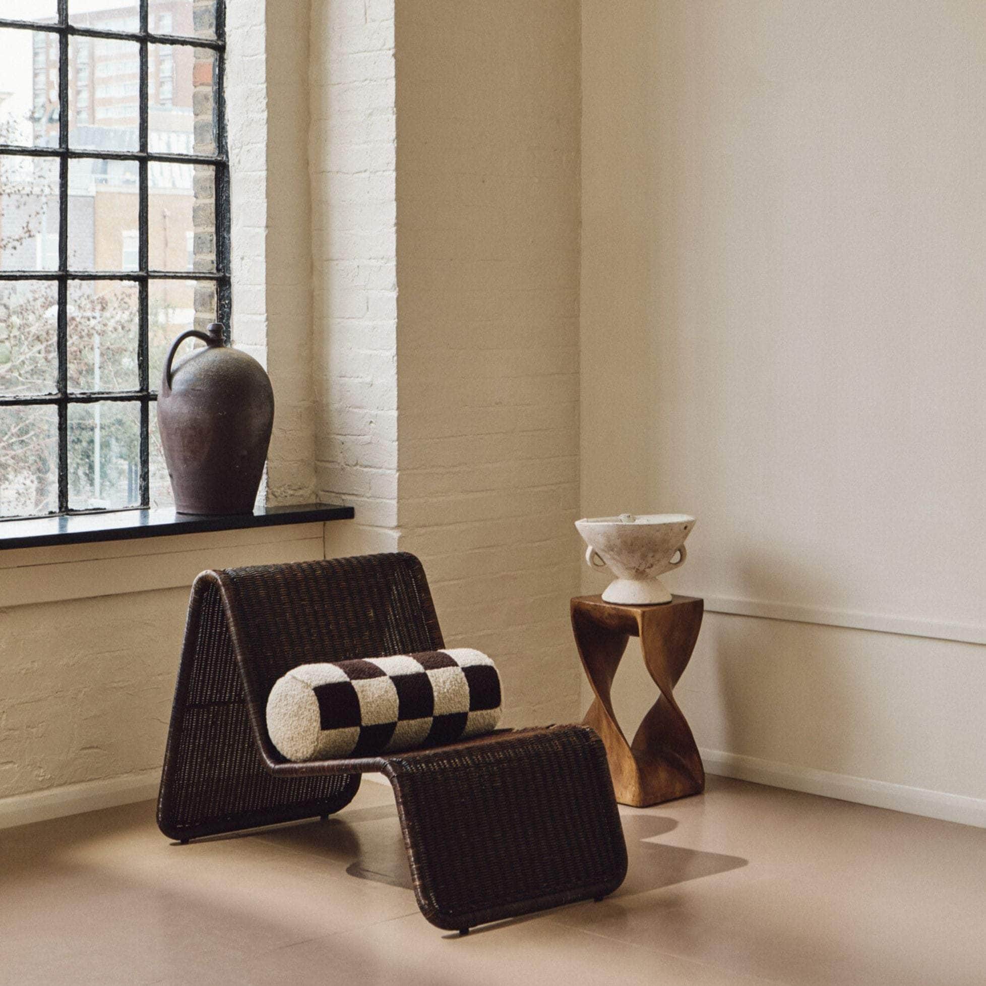 Le Cylindre - Wool Bouclé Checkered Bolster Chocolate/ Eggshell