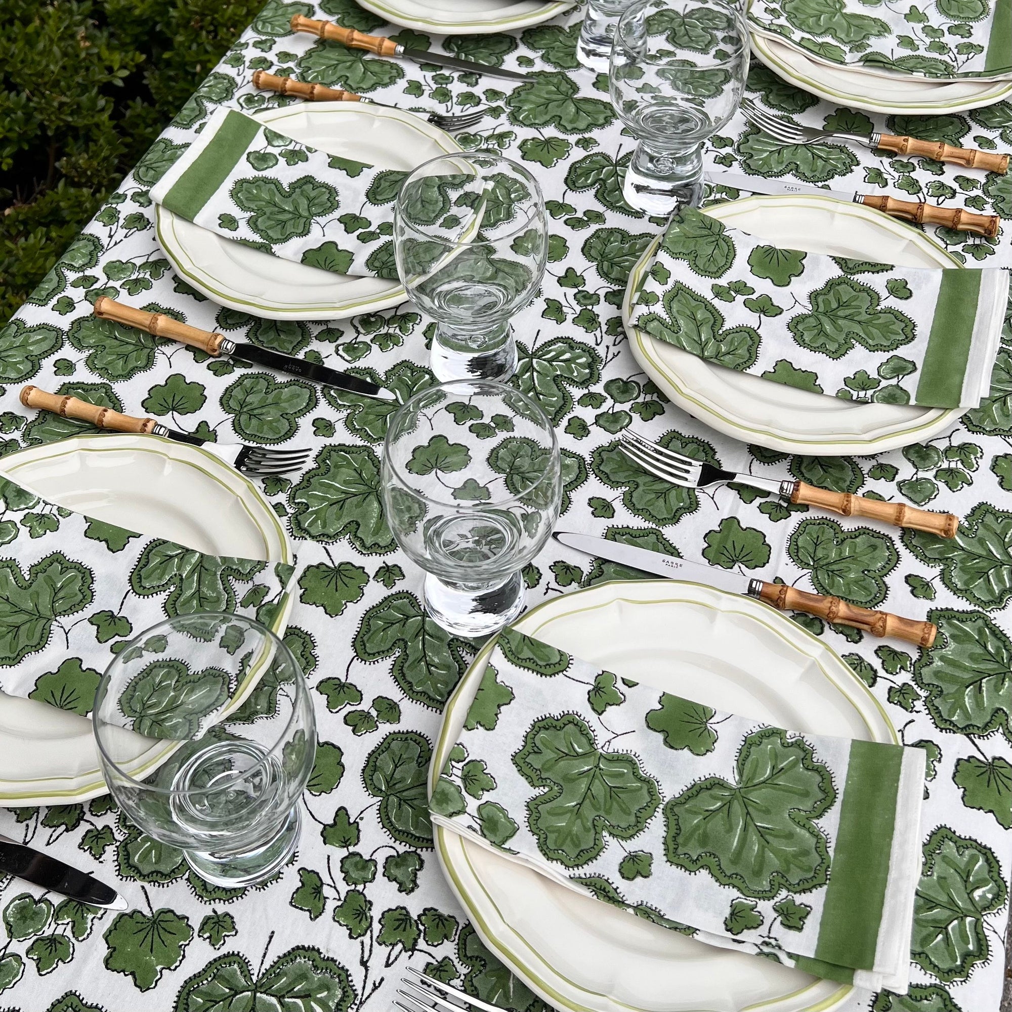 ’The Figue Leaf’ Tablecloth - Swedish Green