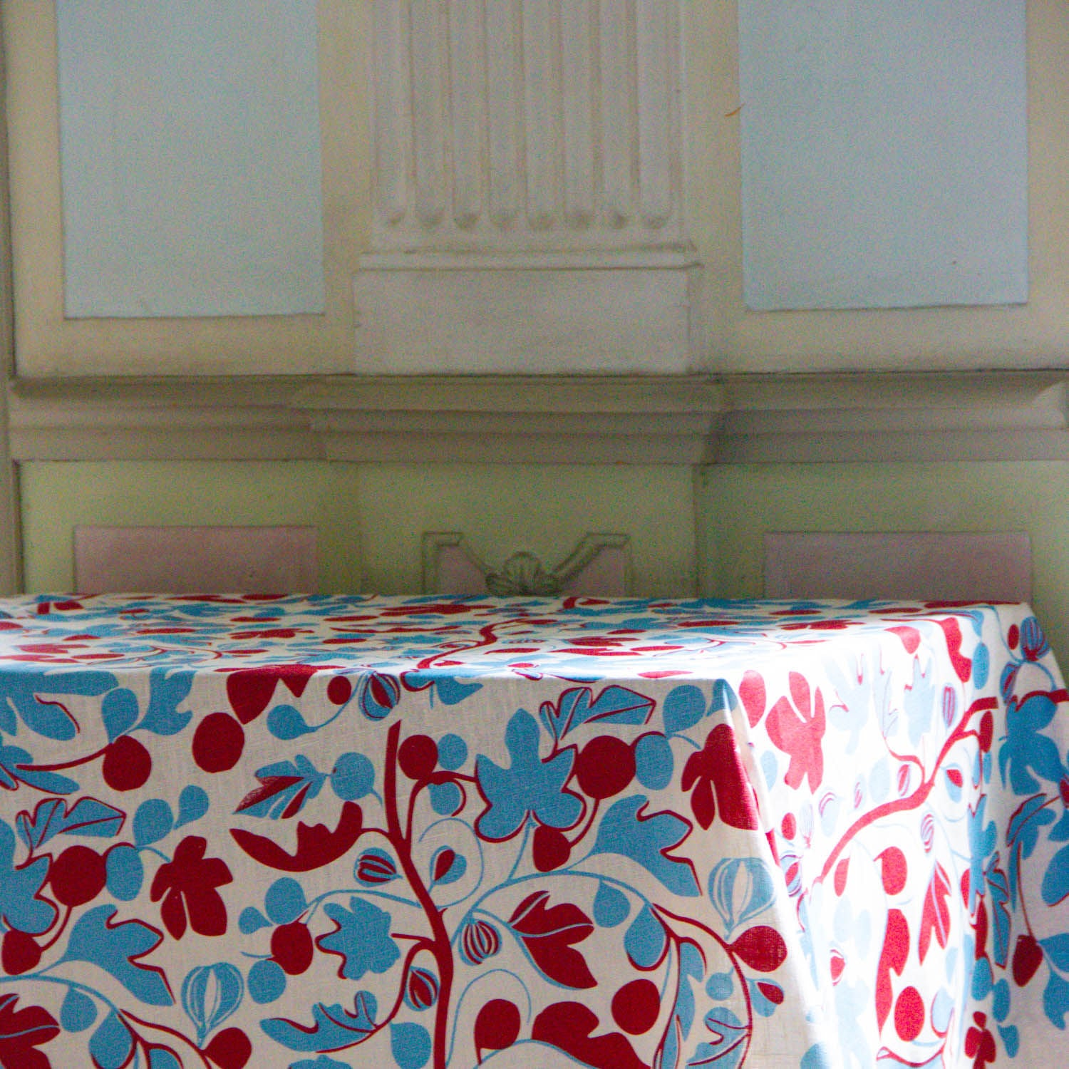 Figs Fabric (Red and Cornflower Blue)