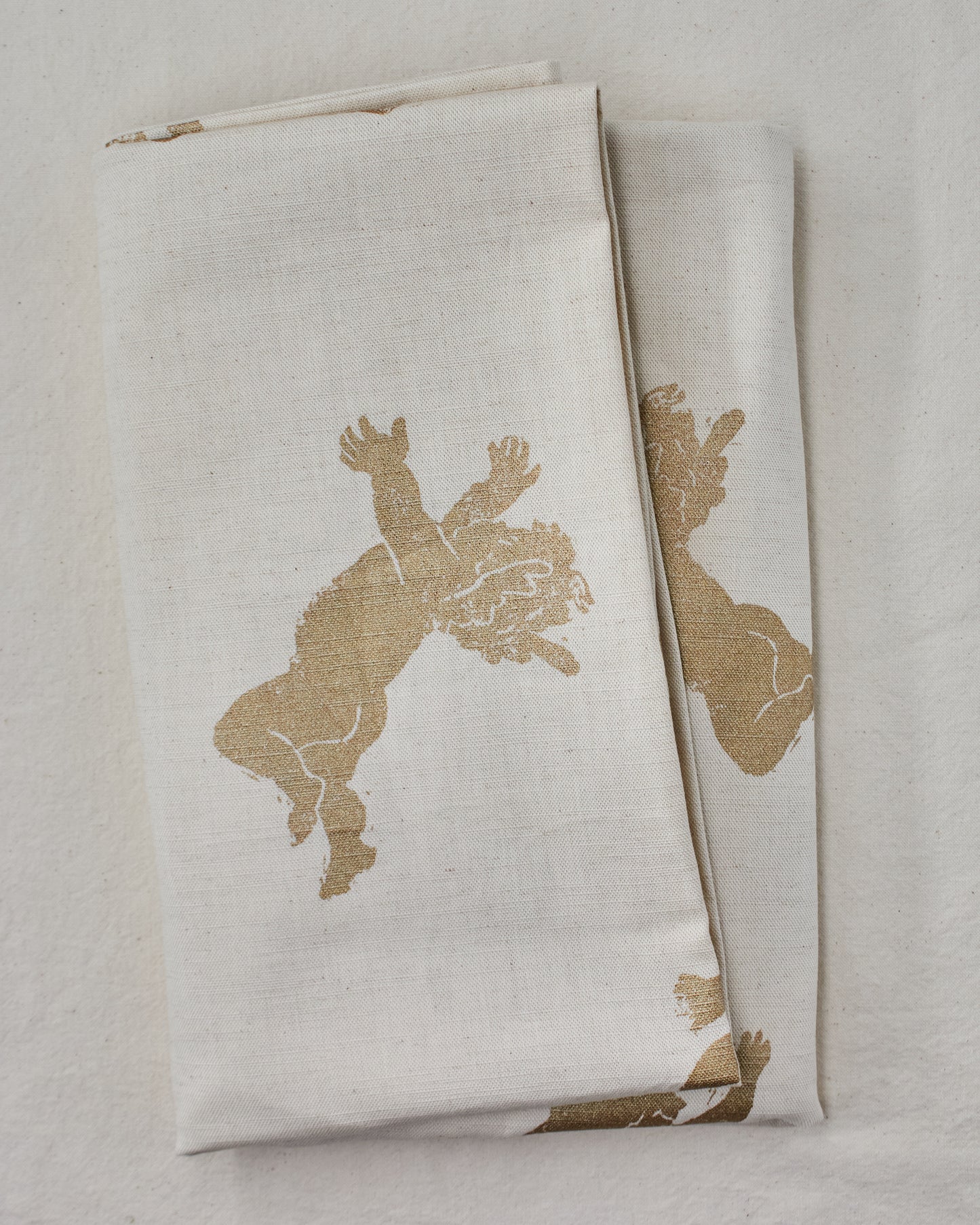 Christmas Cherub Table Runner