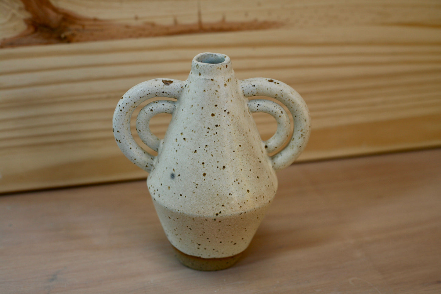 Diamond Vase with Double Handles in Heavy Speckle