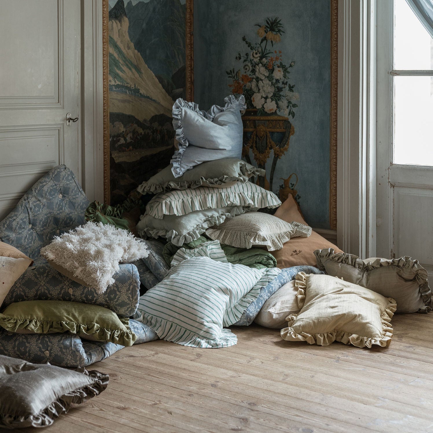 Frill Cushion Stripe Green