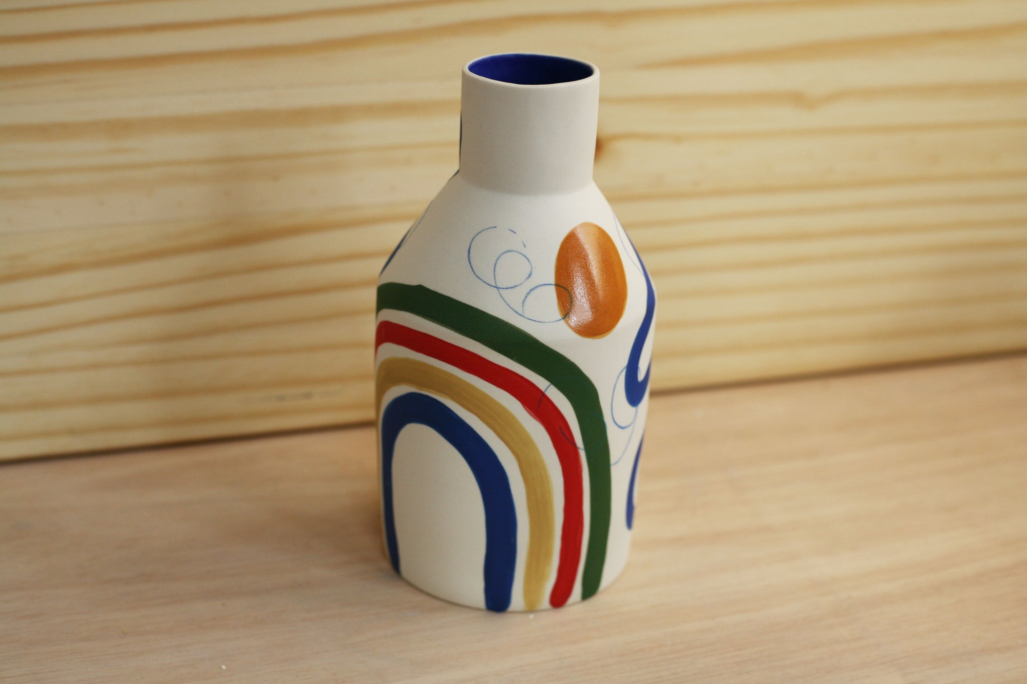 Bottle Vase in Porcelain and Brushstroke