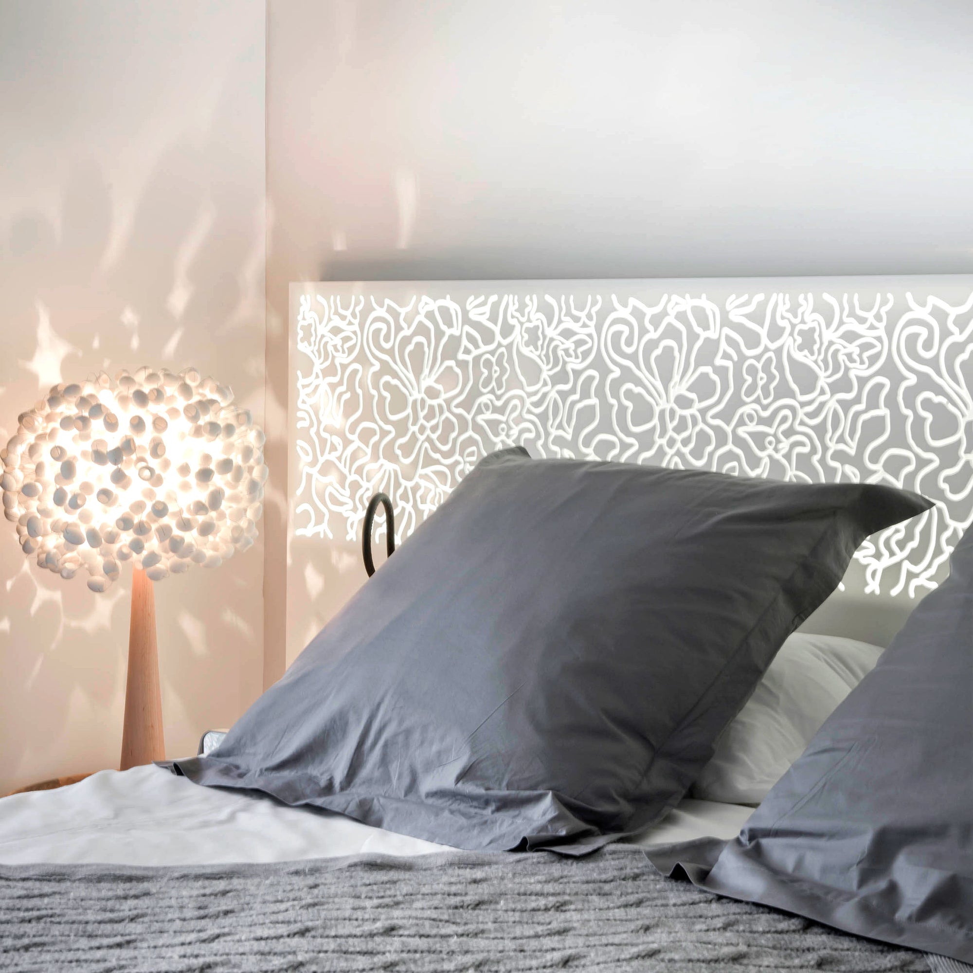 My Chrysalis by Ango – Handcrafted Silk Cocoon Table Lamp with Wooden Base