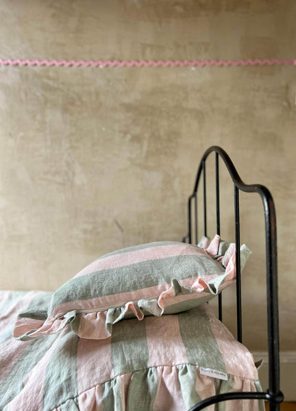 Ruffle Cushion in Gelato