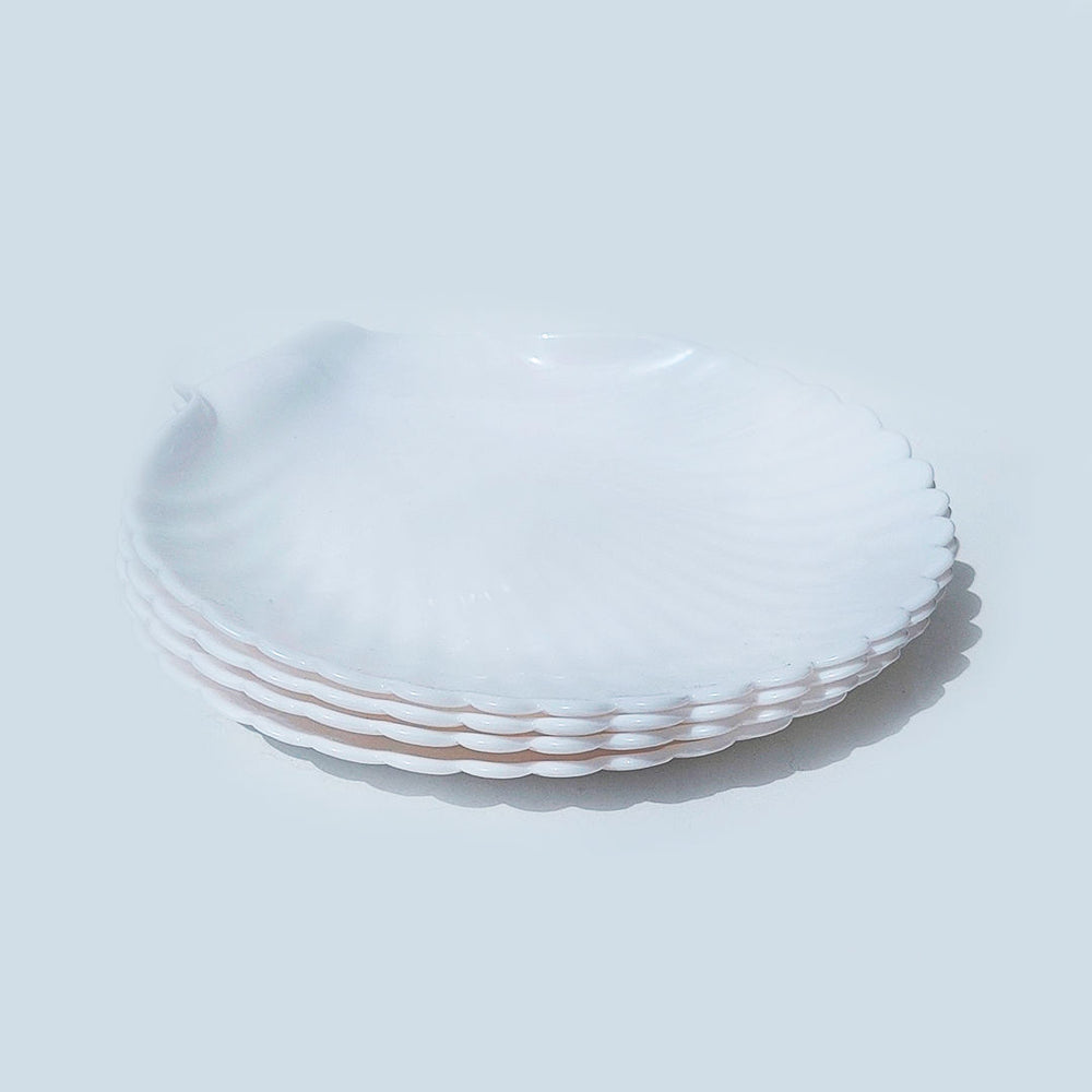 Set of Four Small Opaline Shell Plates