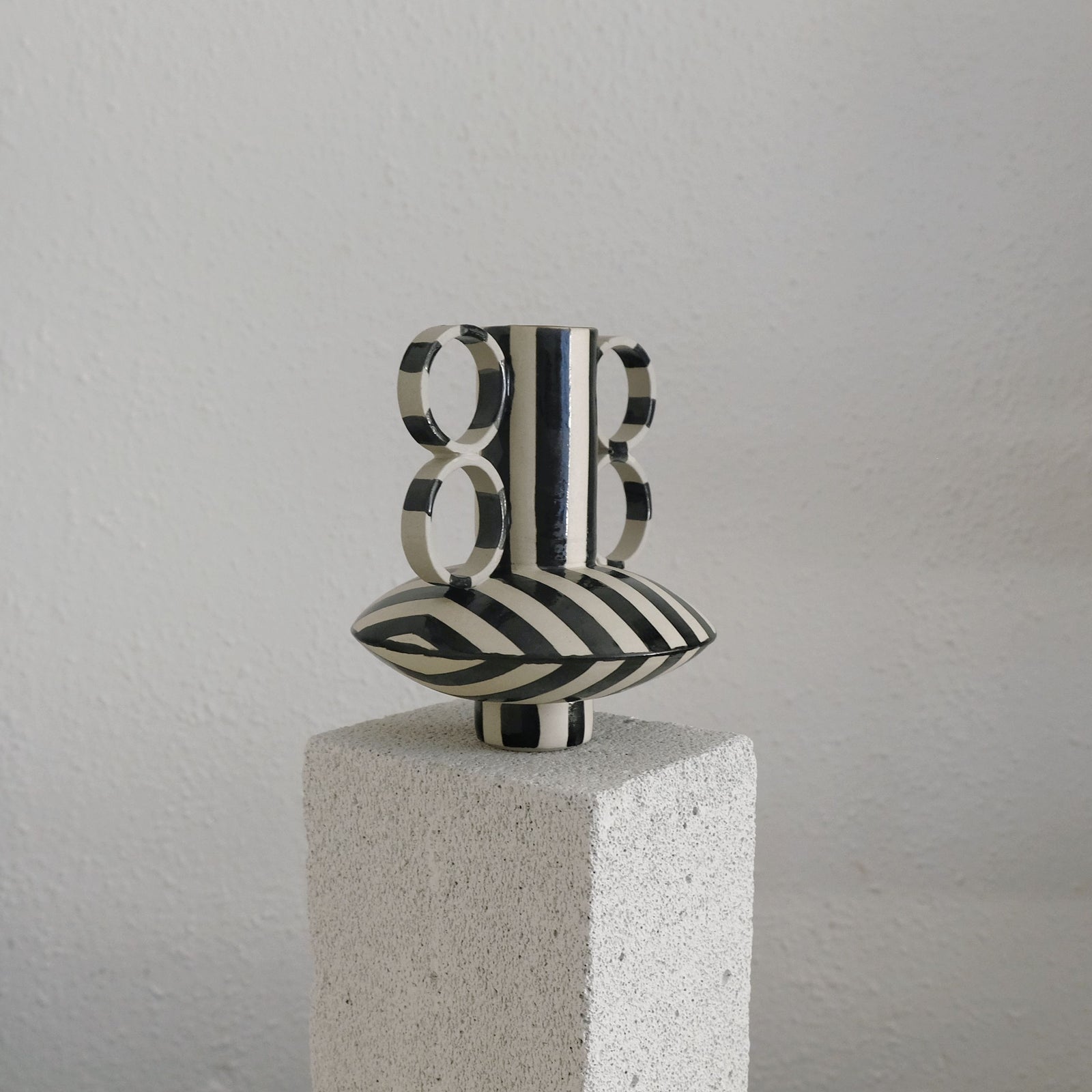Zebrino - Porcelain Vase - Black and White
