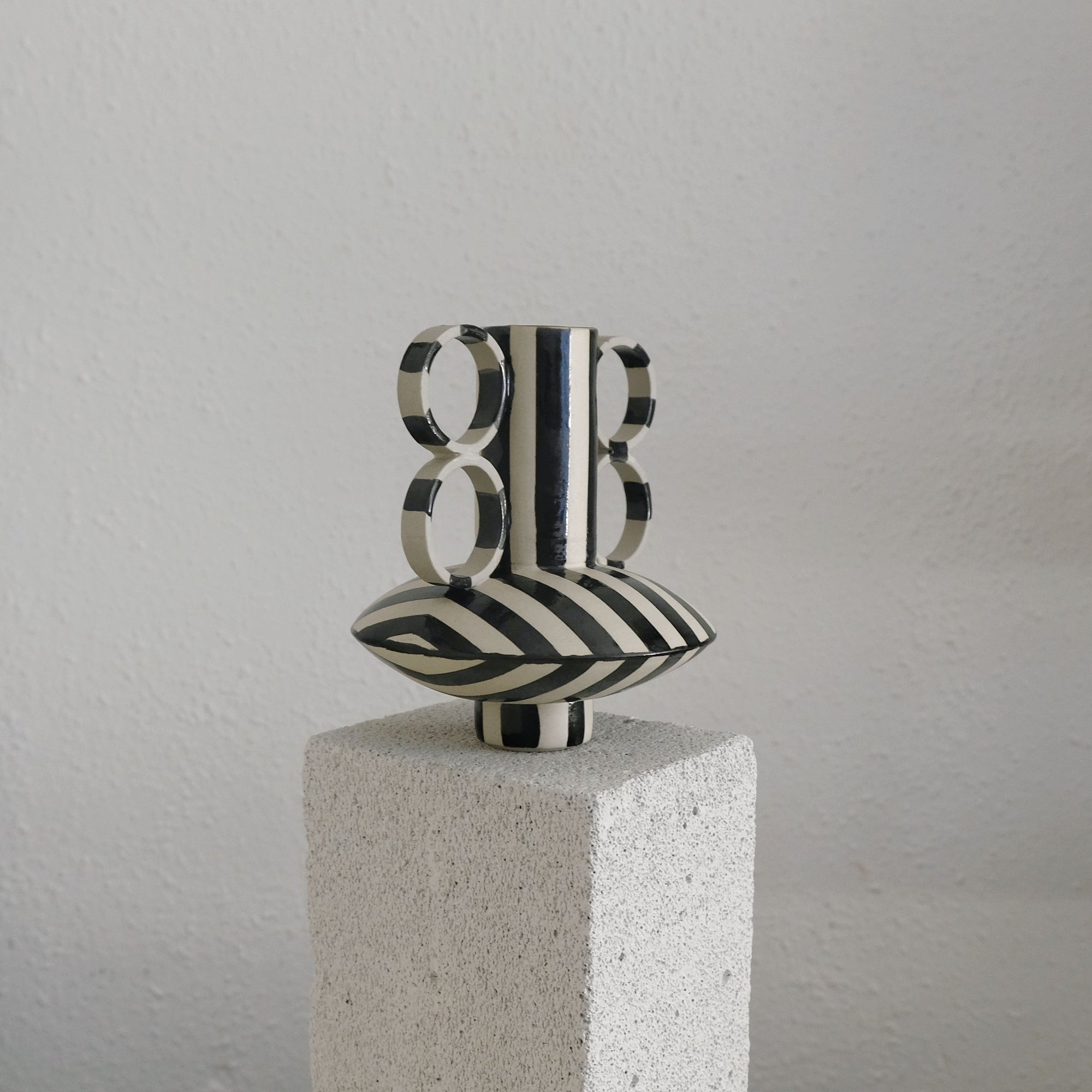 Zebrino - Porcelain Vase - Black and White