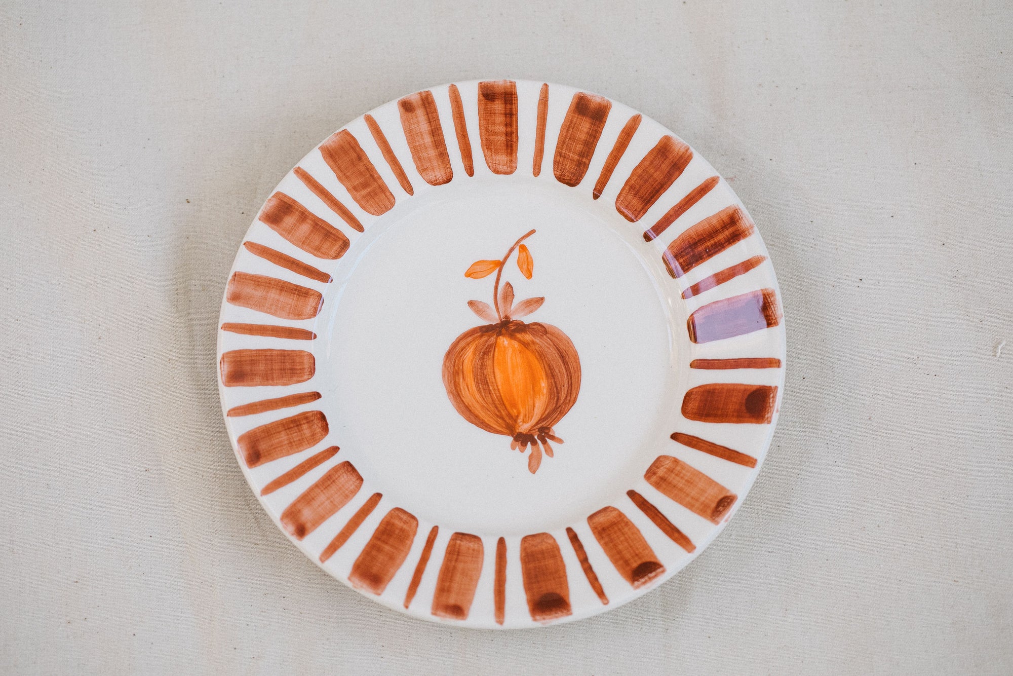 Brown Serving Plate – The Portuguese Chitas