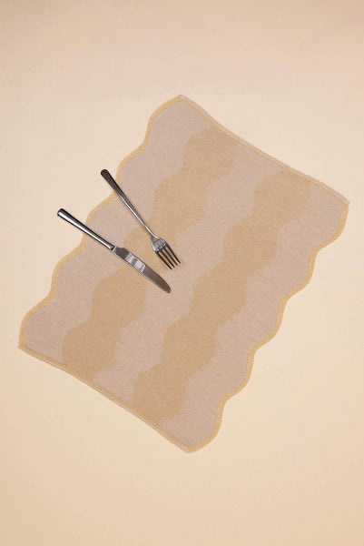 Knitted Wavy Placemat