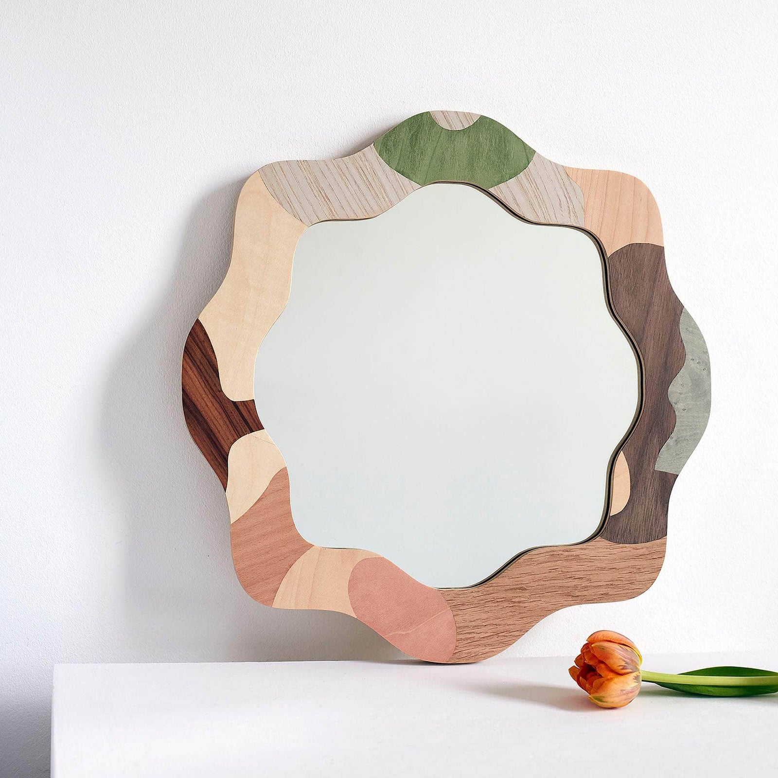 Round Curve Mirror