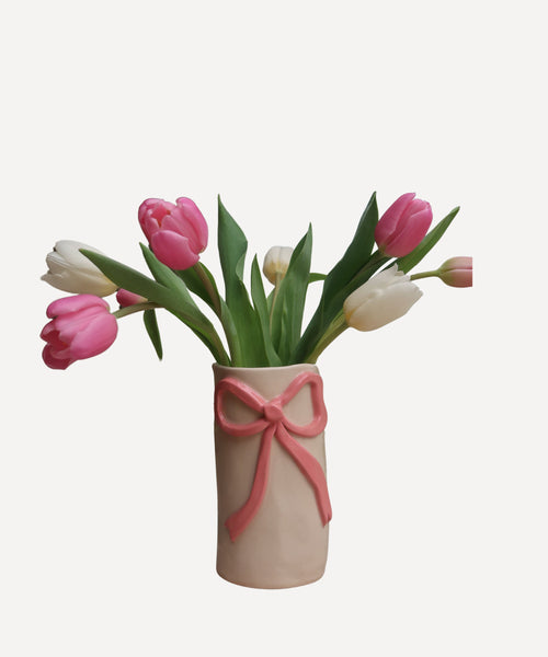 pink wobbly bow vase