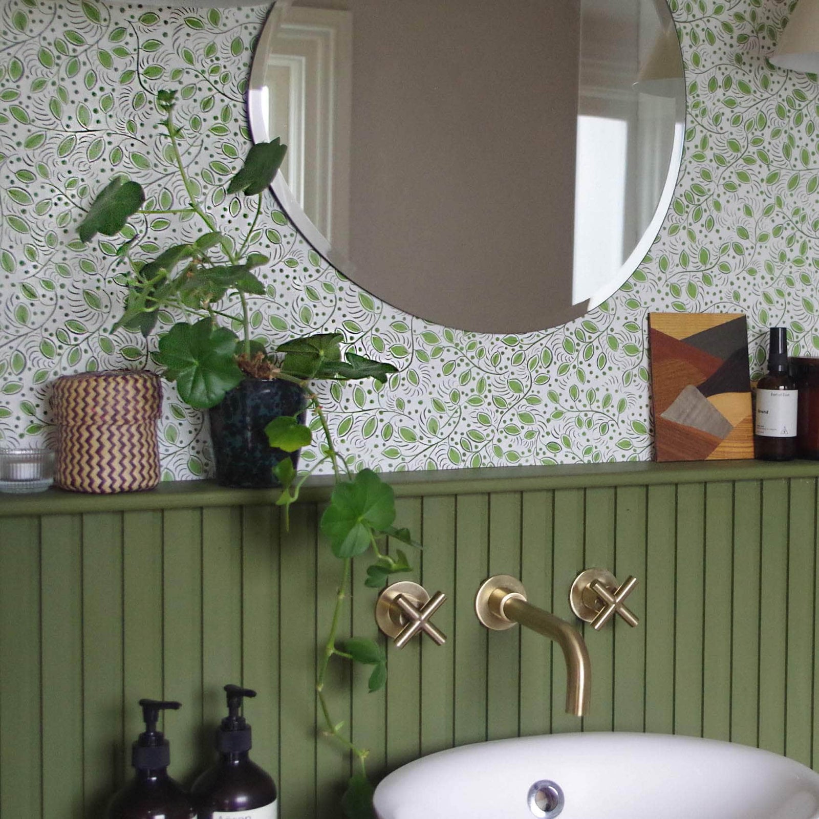 Printed Little Leaves Wallpaper - Green